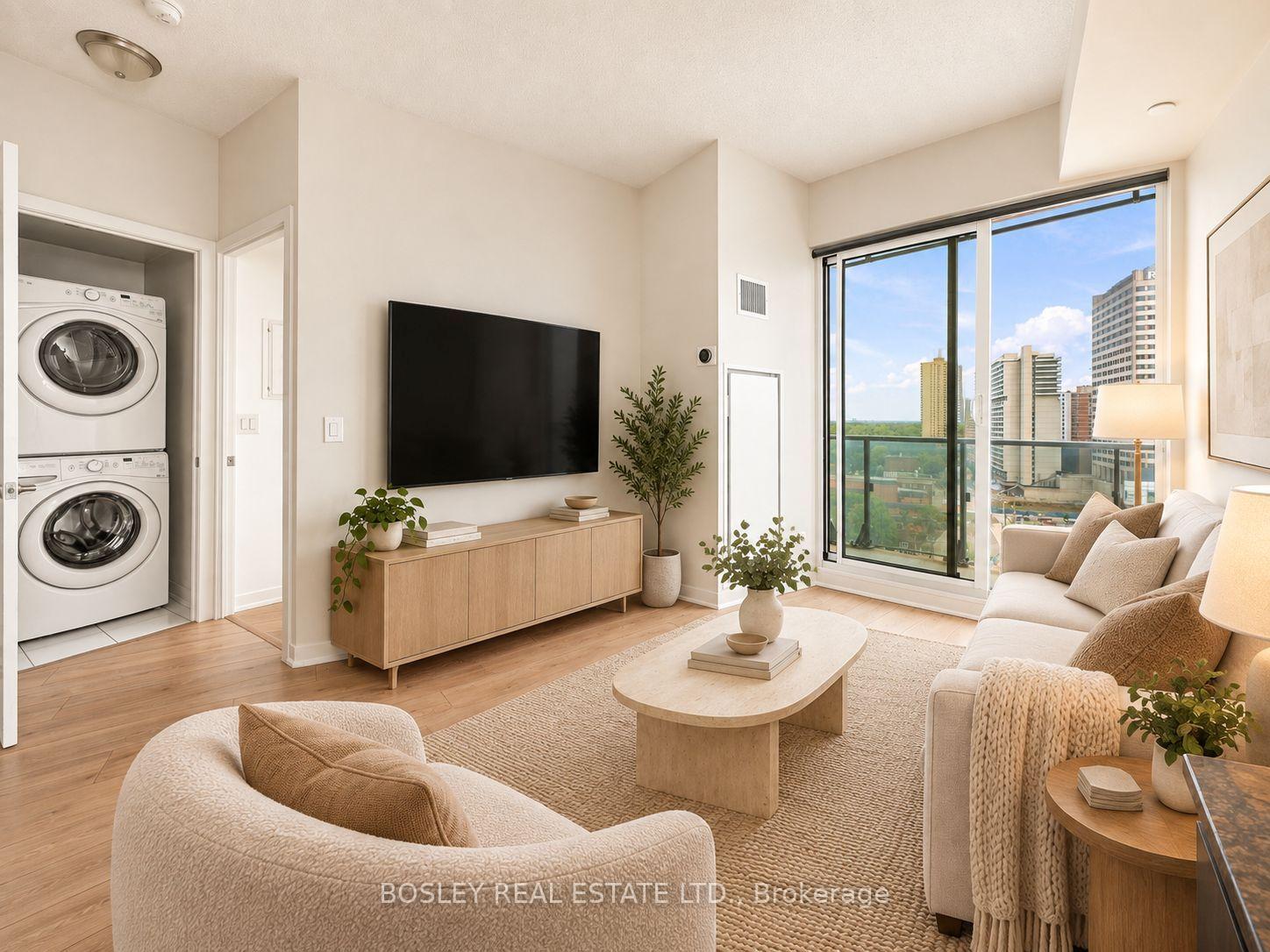 Photo 11 of Unit 1409, 60 Berwick Ave, Toronto, Yonge-Eglinton — HOMEH