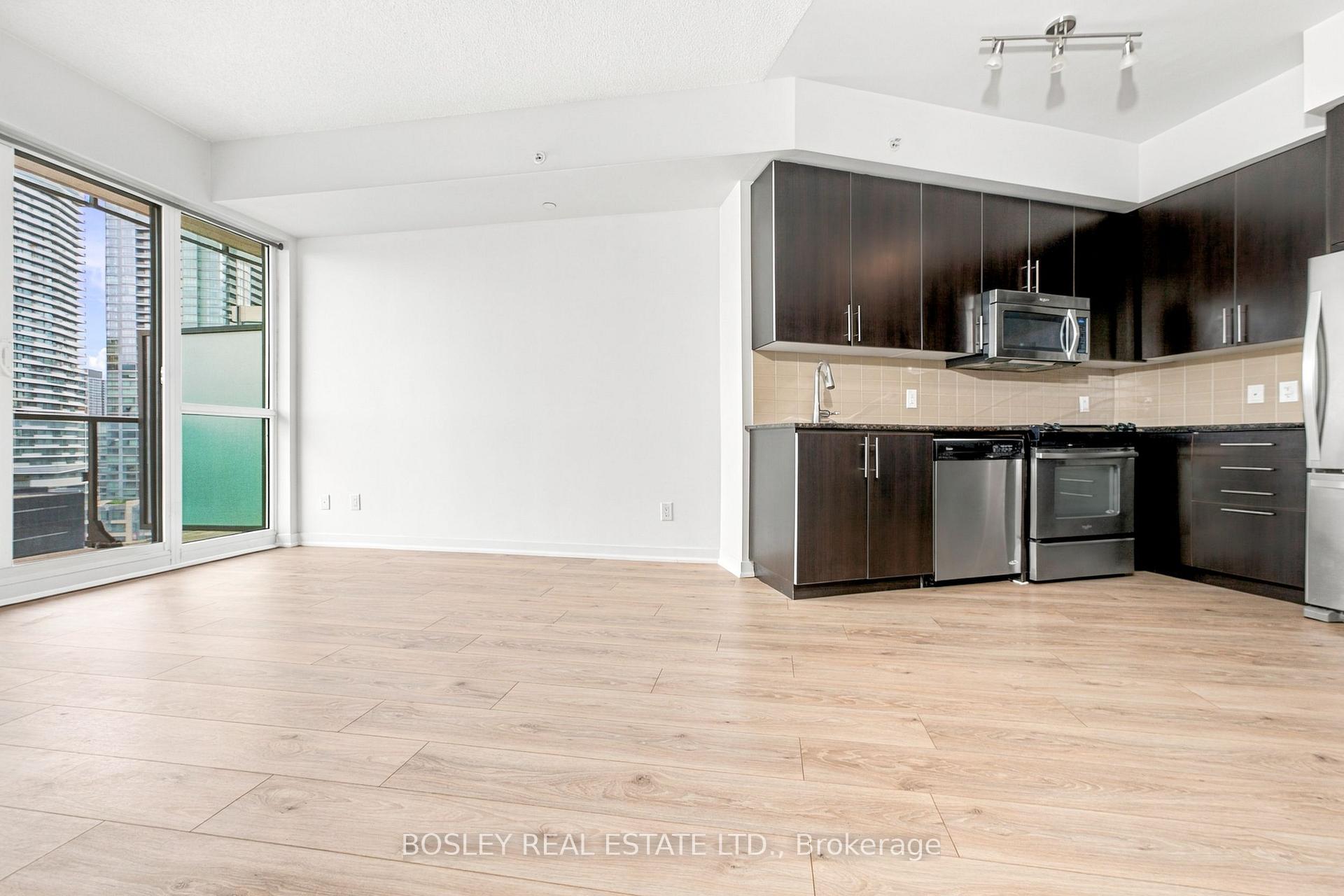 Photo 15 of Unit 1409, 60 Berwick Ave, Toronto, Yonge-Eglinton — HOMEH