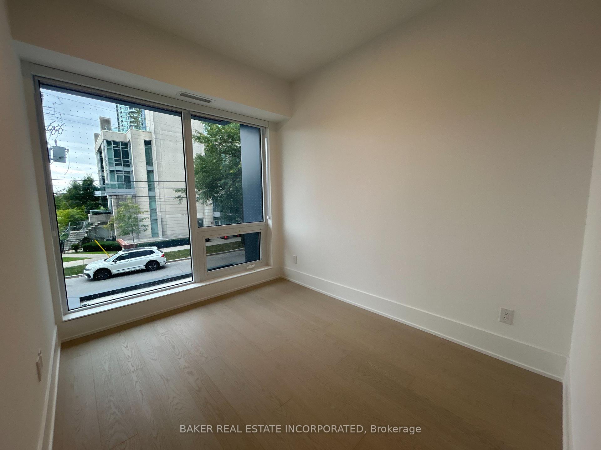 Photo 6 of Unit 101, 36 Olive Avenue, North York, Willowdale East — HOMEH