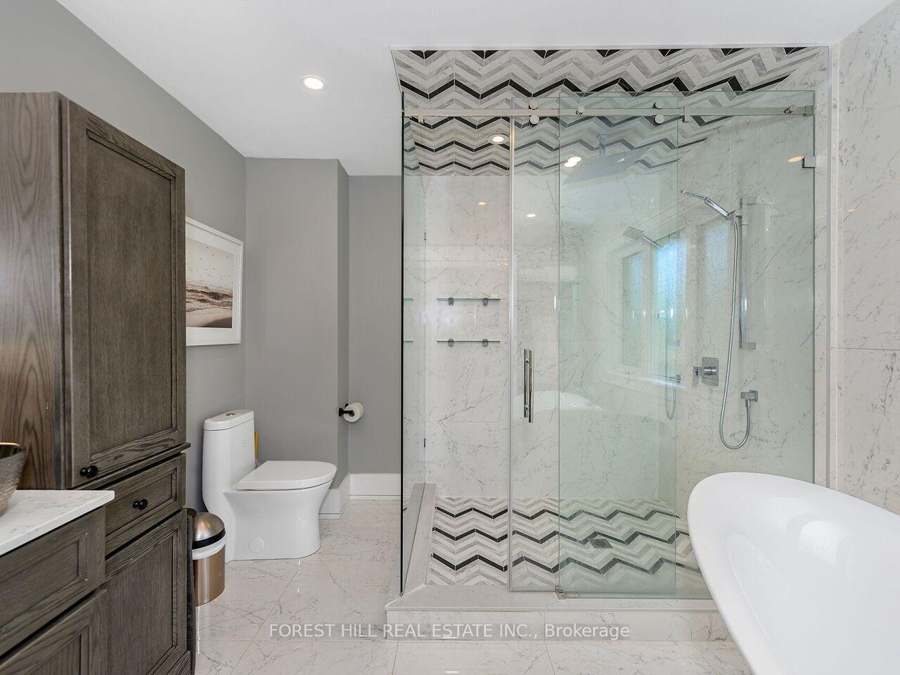 Photo 28 of 2041 Stewart Crescent, Mississauga, Lakeview — HOMEH