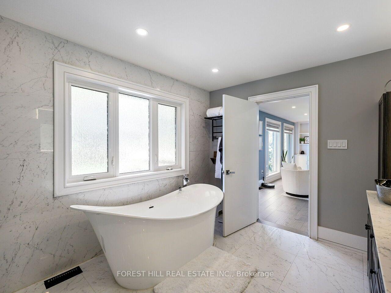 Photo 29 of 2041 Stewart Crescent, Mississauga, Lakeview — HOMEH