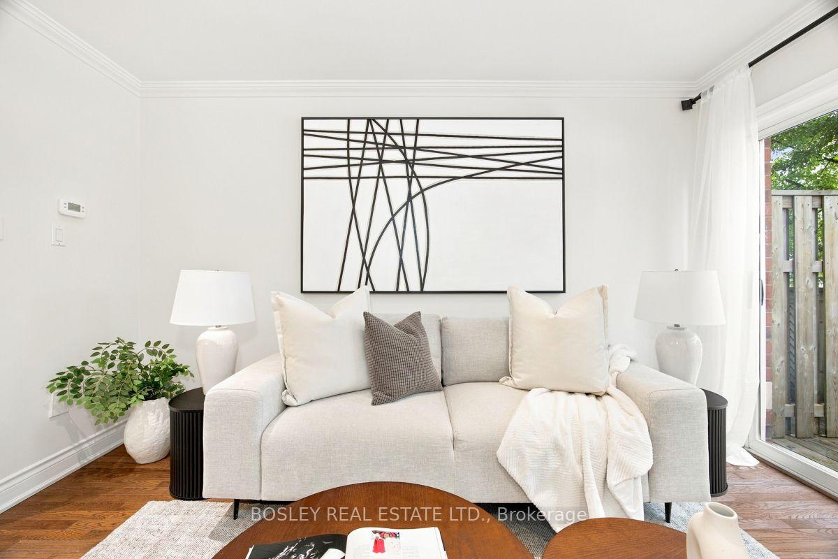 Photo 6 of Unit 3, 64 Old Mill Terrace, Etobicoke, Stonegate-Queensway — HOMEH