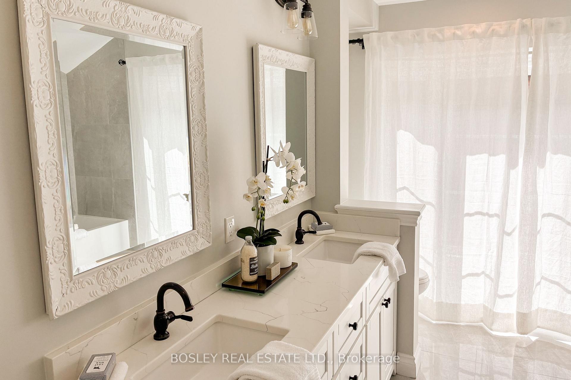 Photo 18 of Unit 3, 64 Old Mill Terrace, Etobicoke, Stonegate-Queensway — HOMEH
