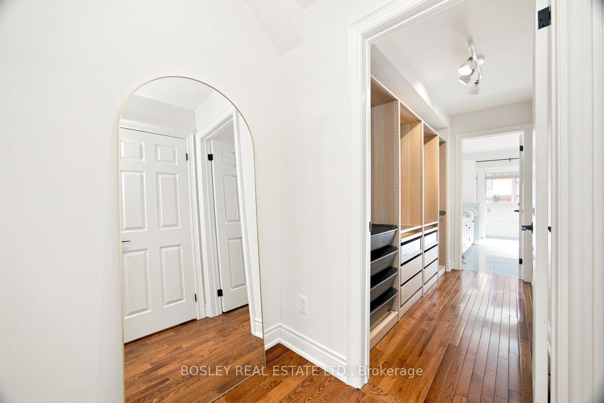 Photo 23 of Unit 3, 64 Old Mill Terrace, Etobicoke, Stonegate-Queensway — HOMEH
