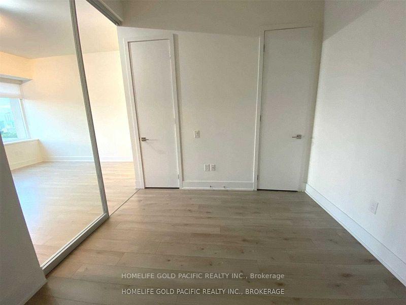 Photo 10 of Unit 1202, 111 St Clair Avenue W, Toronto, Yonge-St. Clair — HOMEH