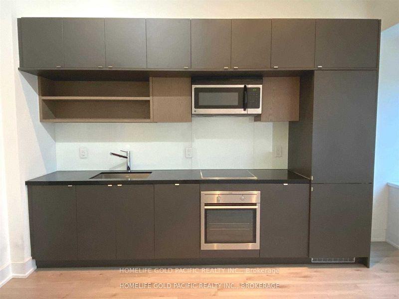 Photo 16 of Unit 1202, 111 St Clair Avenue W, Toronto, Yonge-St. Clair — HOMEH