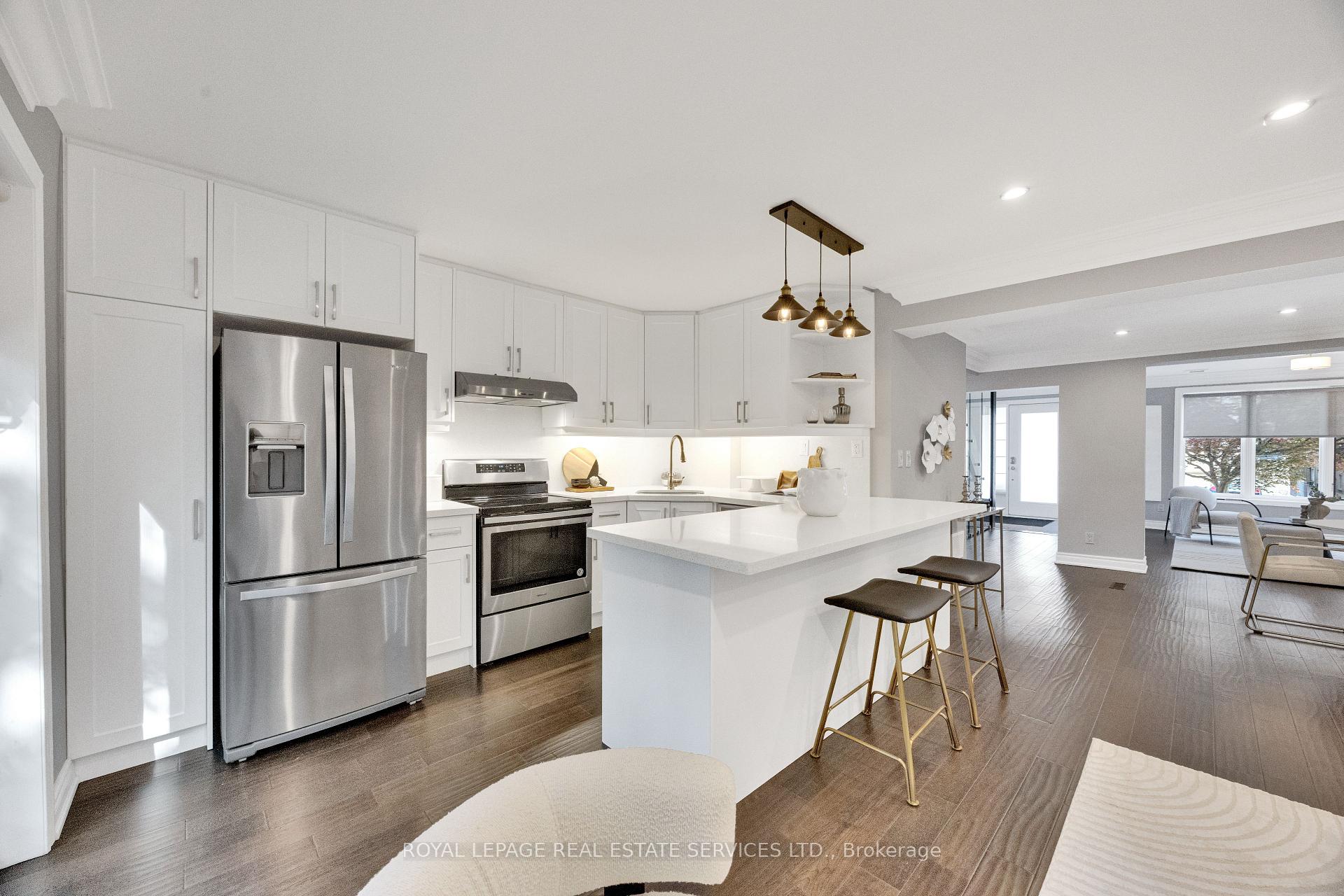 Photo 16 of 37 Johnston Avenue, North York, Lansing-Westgate — HOMEH