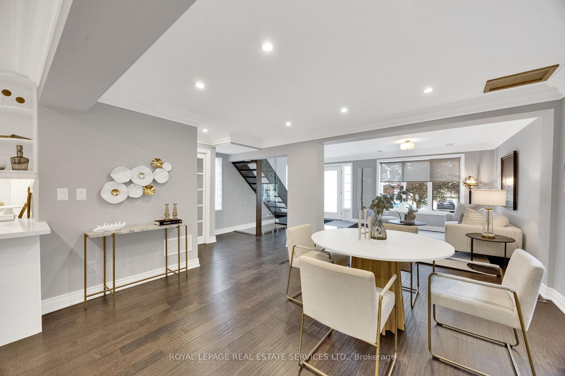 Photo 17 of 37 Johnston Avenue, North York, Lansing-Westgate — HOMEH