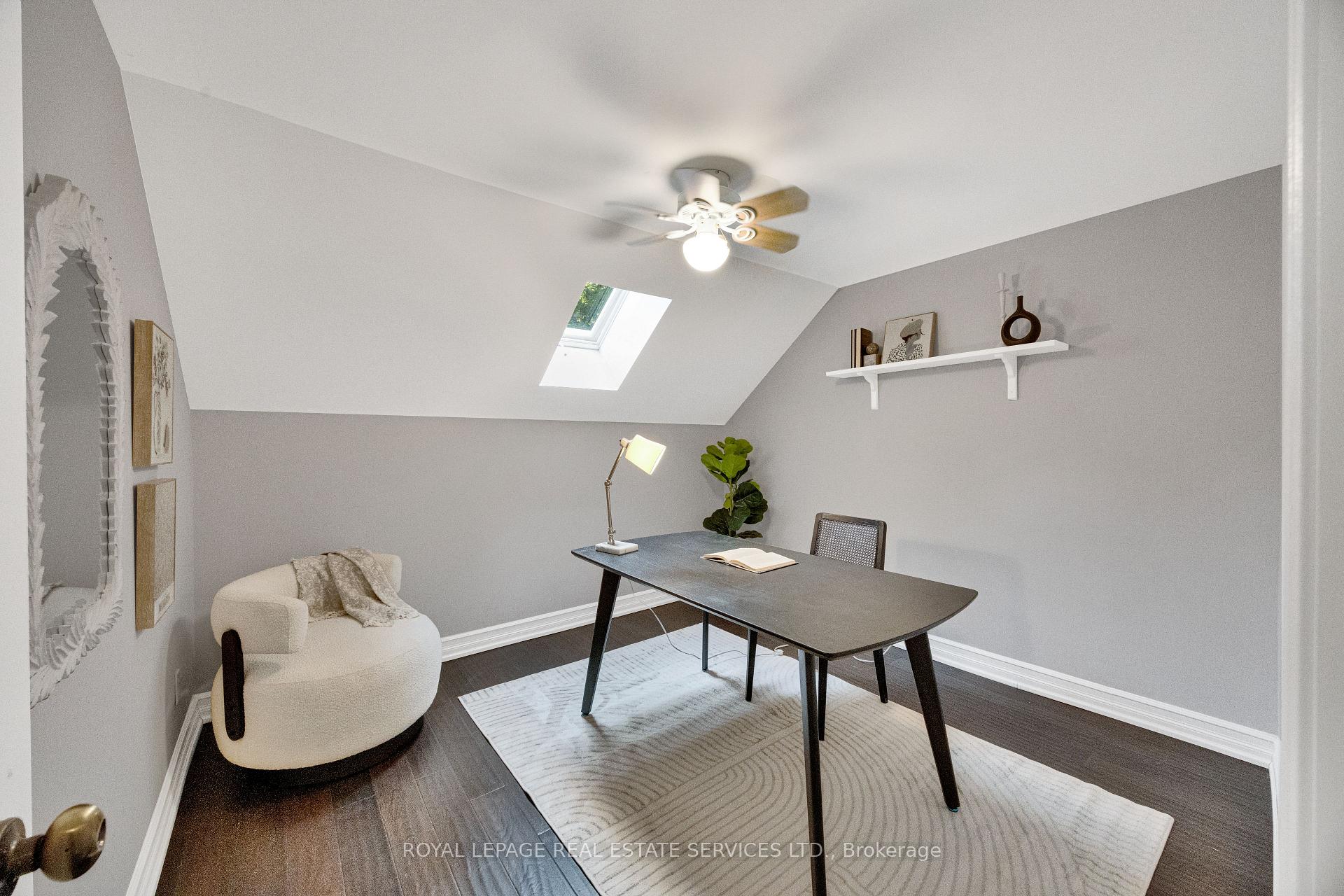 Photo 23 of 37 Johnston Avenue, North York, Lansing-Westgate — HOMEH