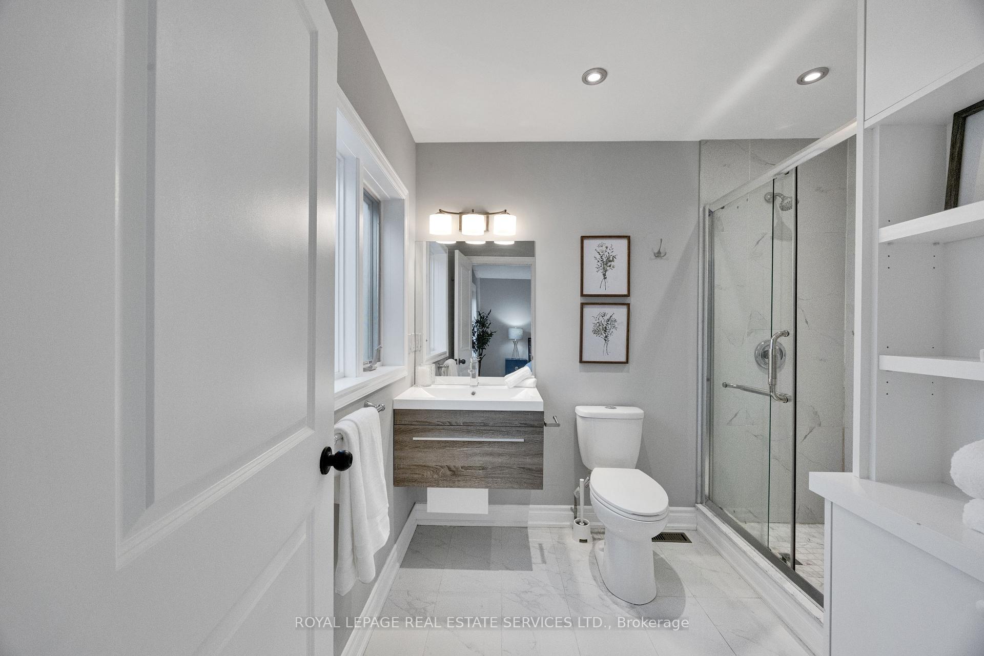 Photo 29 of 37 Johnston Avenue, North York, Lansing-Westgate — HOMEH