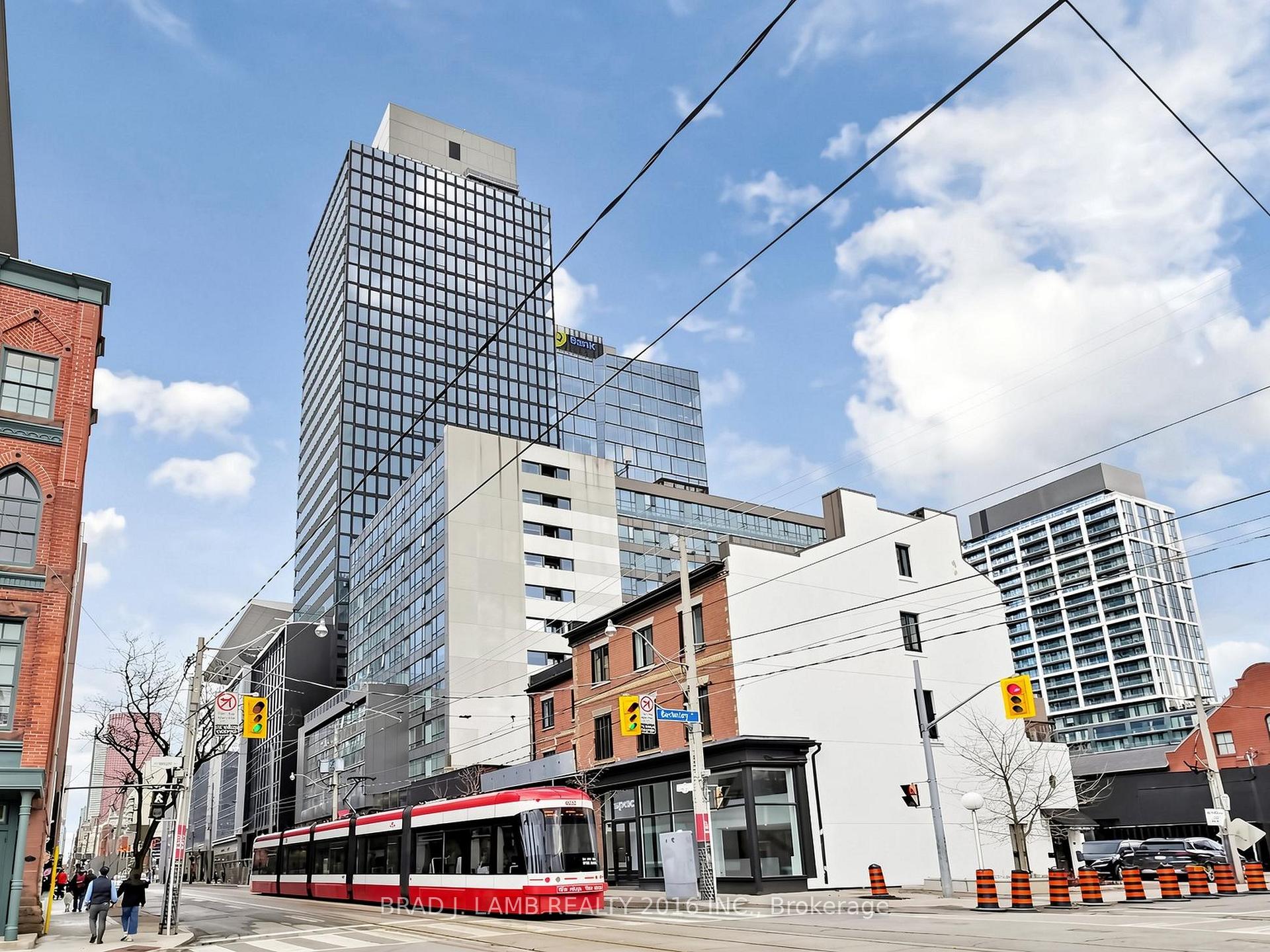 Photo of Unit 1408, 284 King Street E
