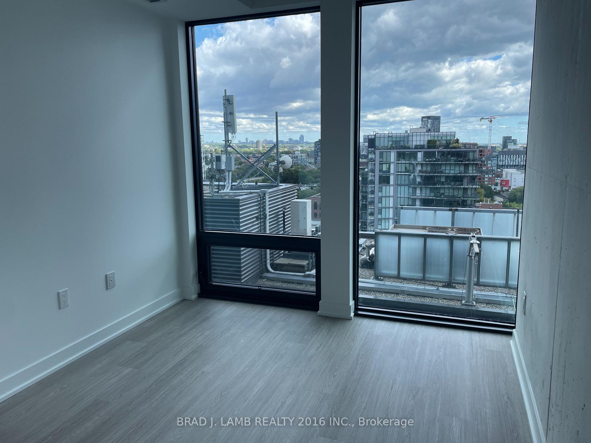 Photo 5 of Unit 1408, 284 King Street E, Toronto, Moss Park — HOMEH