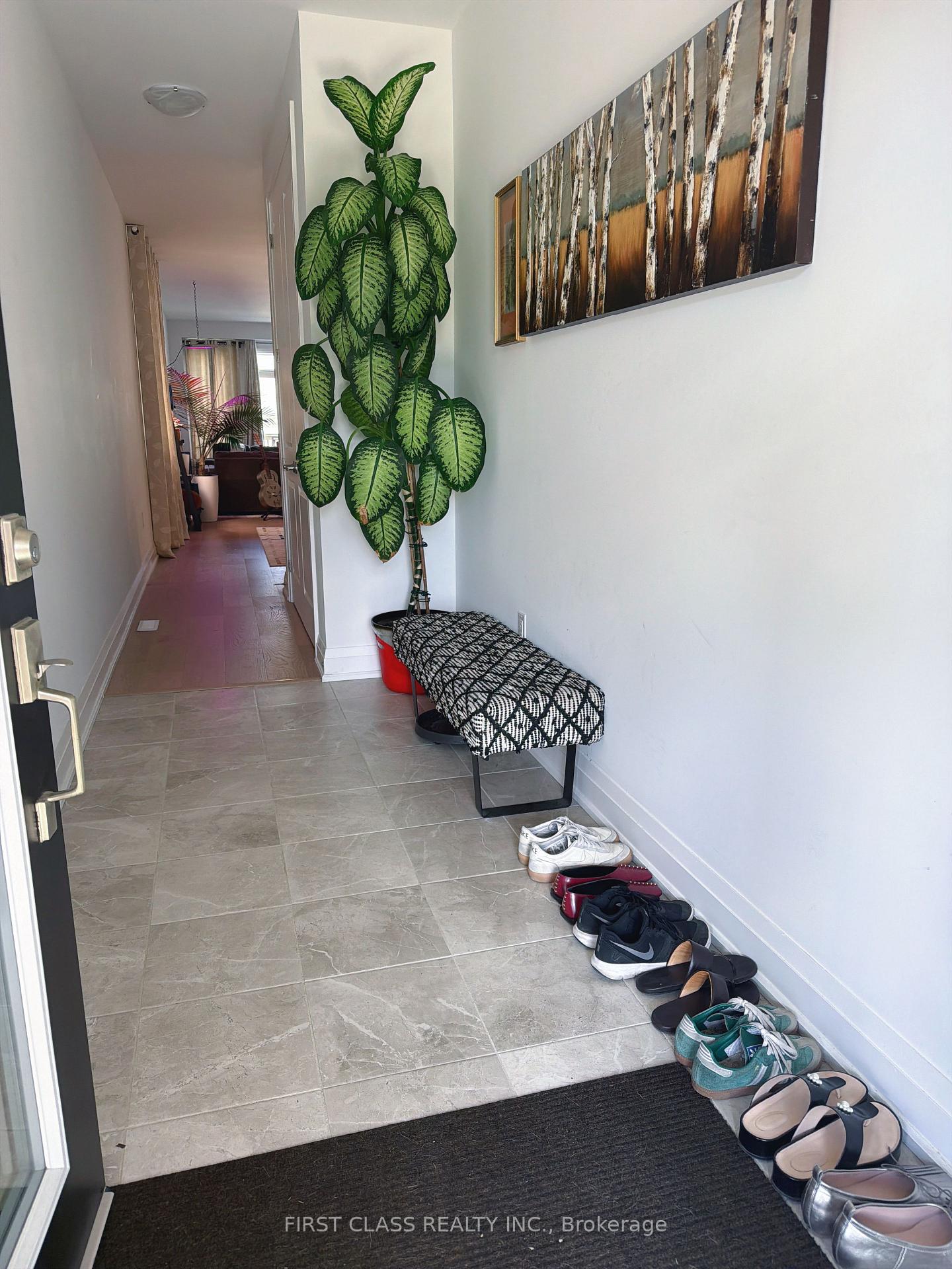 Photo 21 of 24 Barnyard Trail, Barrie, Rural Barrie Southeast — HOMEH