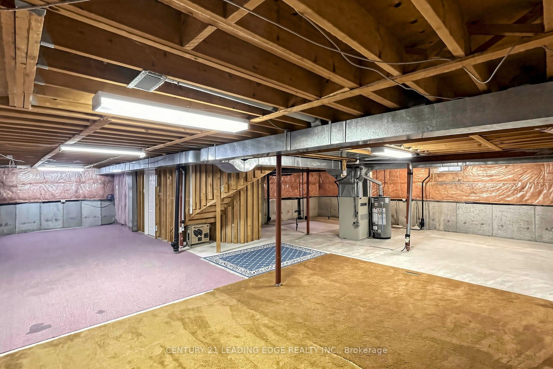Photo 36 of 92 Erickson Drive, Whitby, Blue Grass Meadows — HOMEH