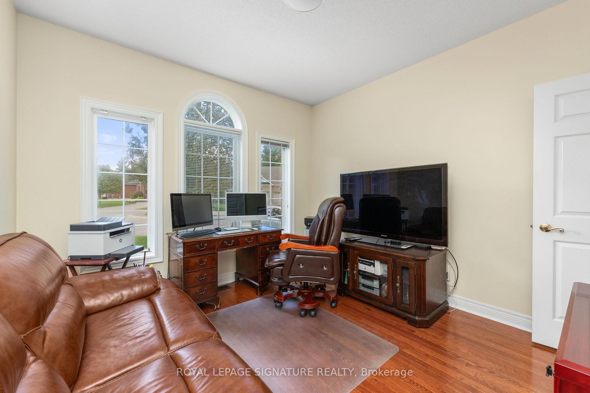 Photo 17 of 65 Braid Bend, Whitchurch-Stouffville, Ballantrae — HOMEH