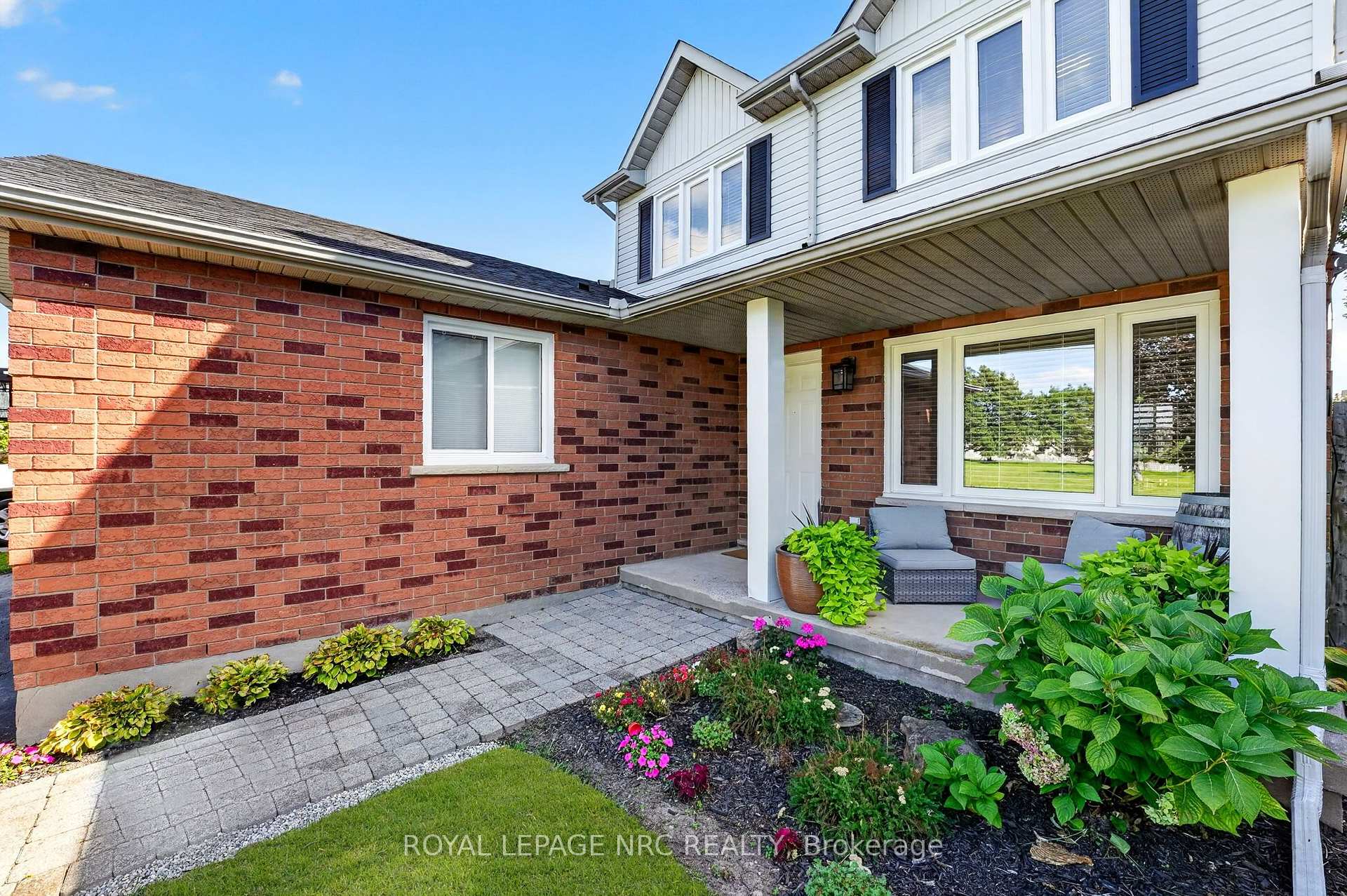 Photo 2 of 160 Vansickle Road, St. Catharines, Rykert/Vansickle — HOMEH