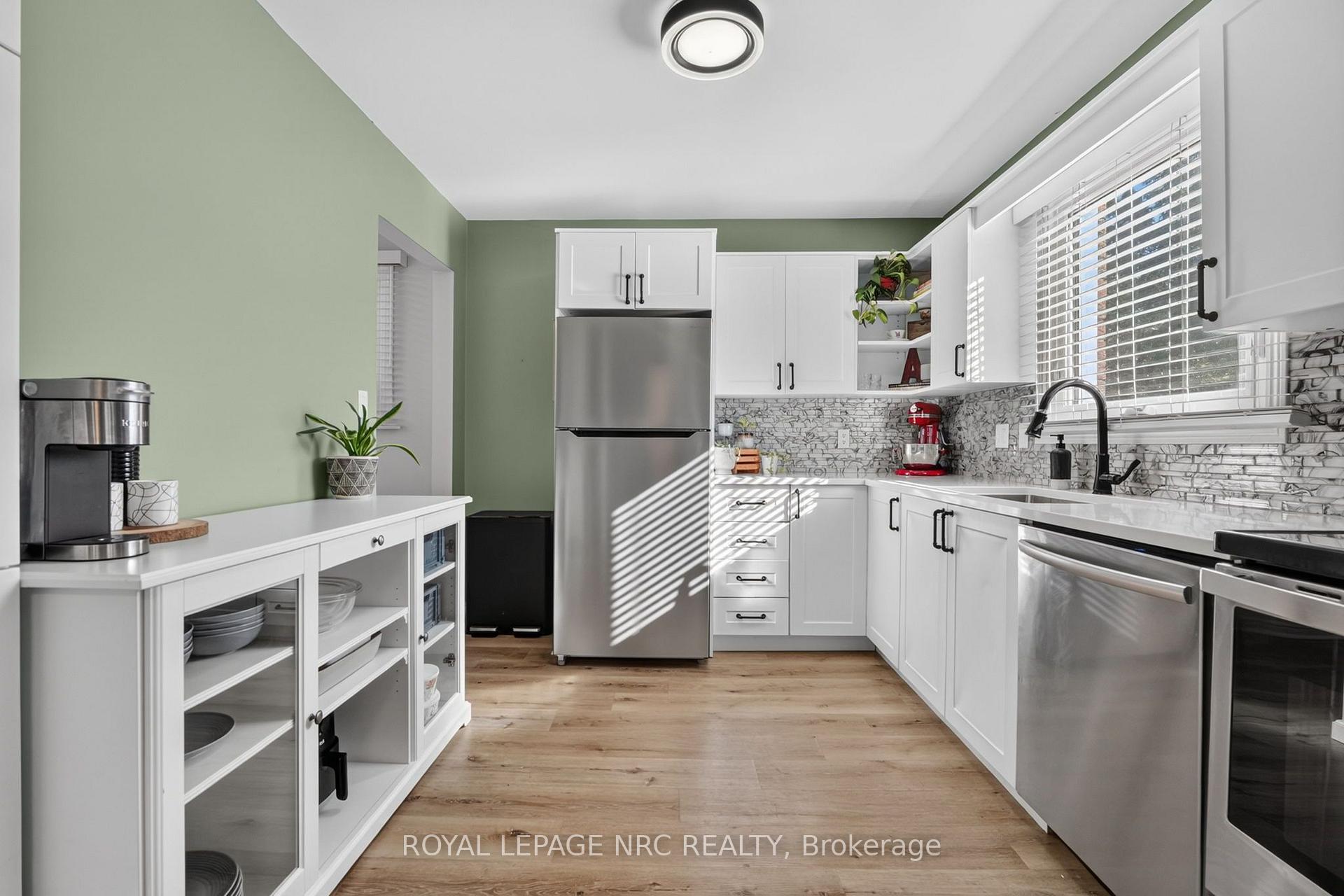Photo 14 of 160 Vansickle Road, St. Catharines, Rykert/Vansickle — HOMEH