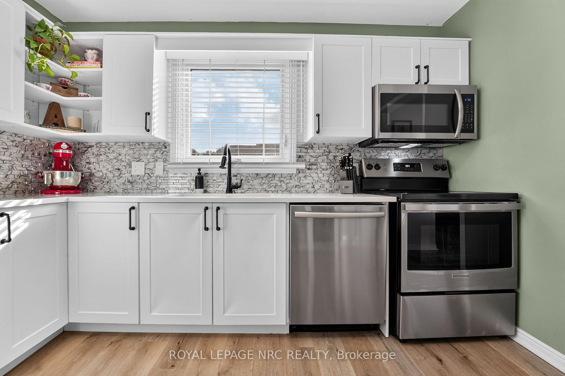 Photo 17 of 160 Vansickle Road, St. Catharines, Rykert/Vansickle — HOMEH