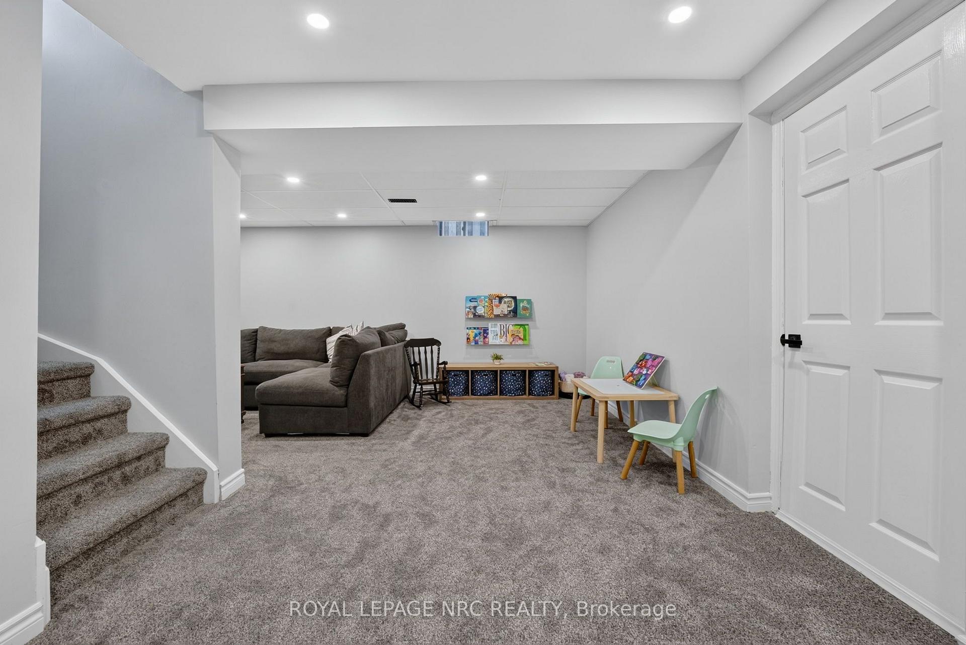 Photo 31 of 160 Vansickle Road, St. Catharines, Rykert/Vansickle — HOMEH