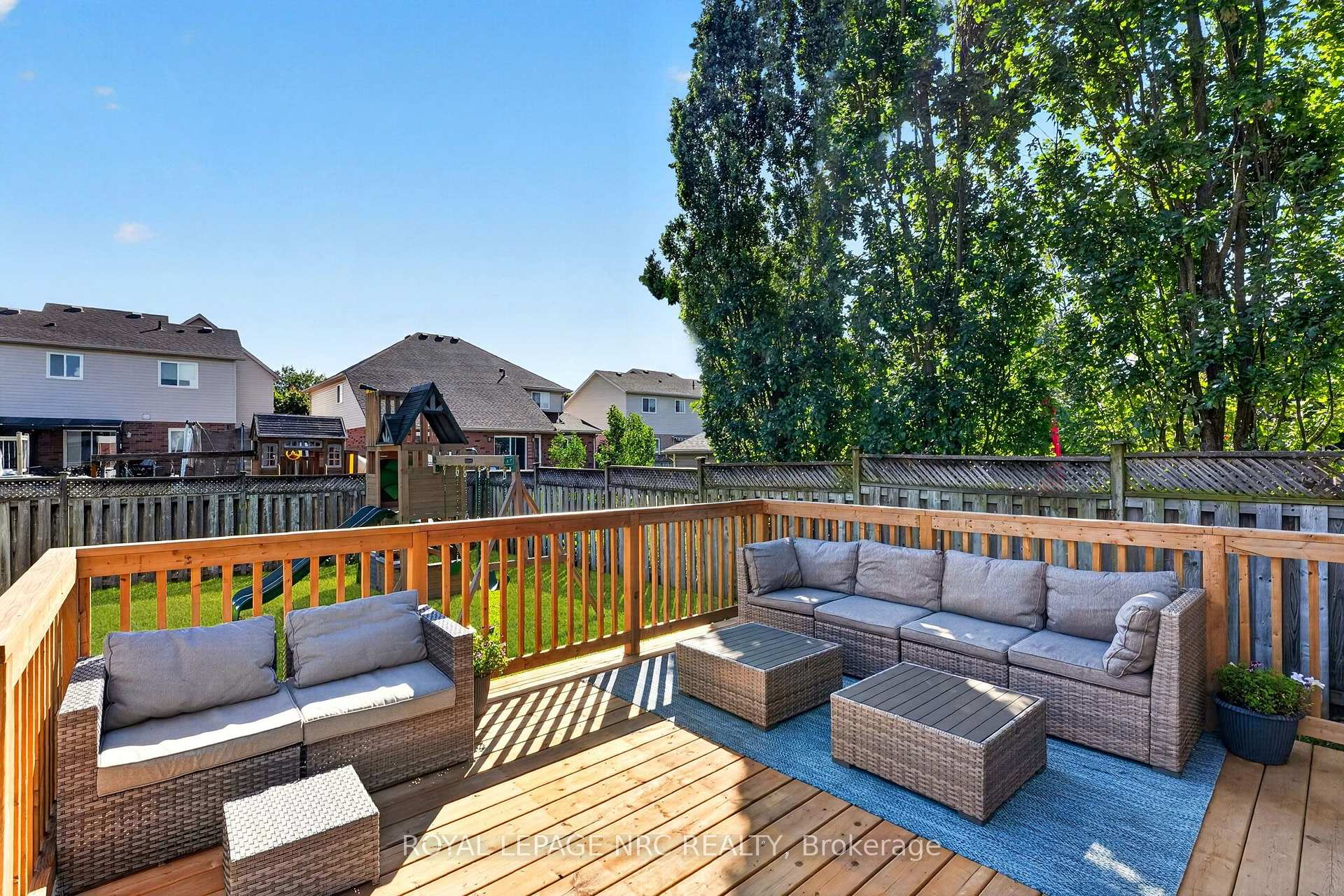 Photo 36 of 160 Vansickle Road, St. Catharines, Rykert/Vansickle — HOMEH
