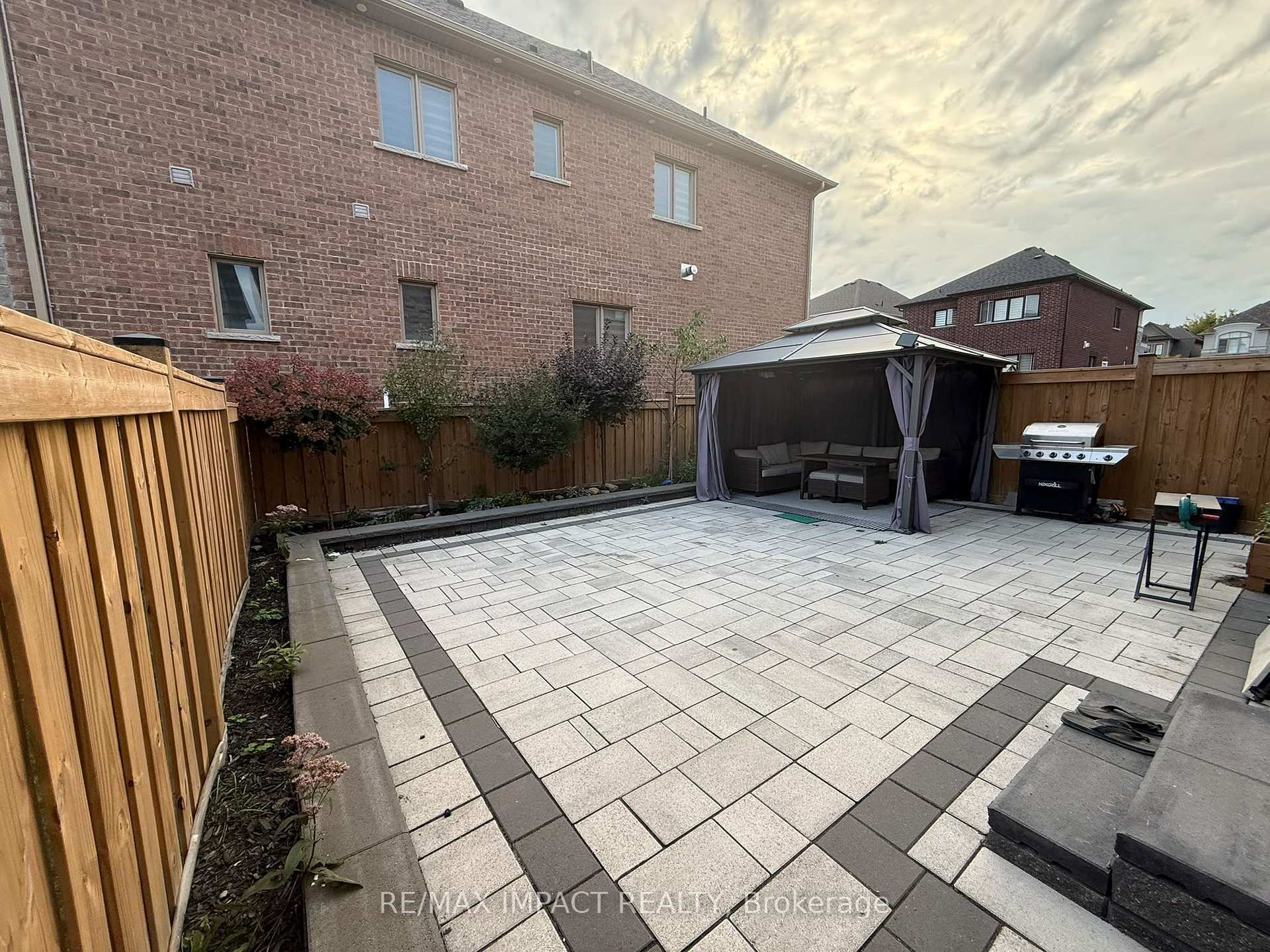 Photo 81 of 1318 Apollo Street, Oshawa, Eastdale — HOMEH