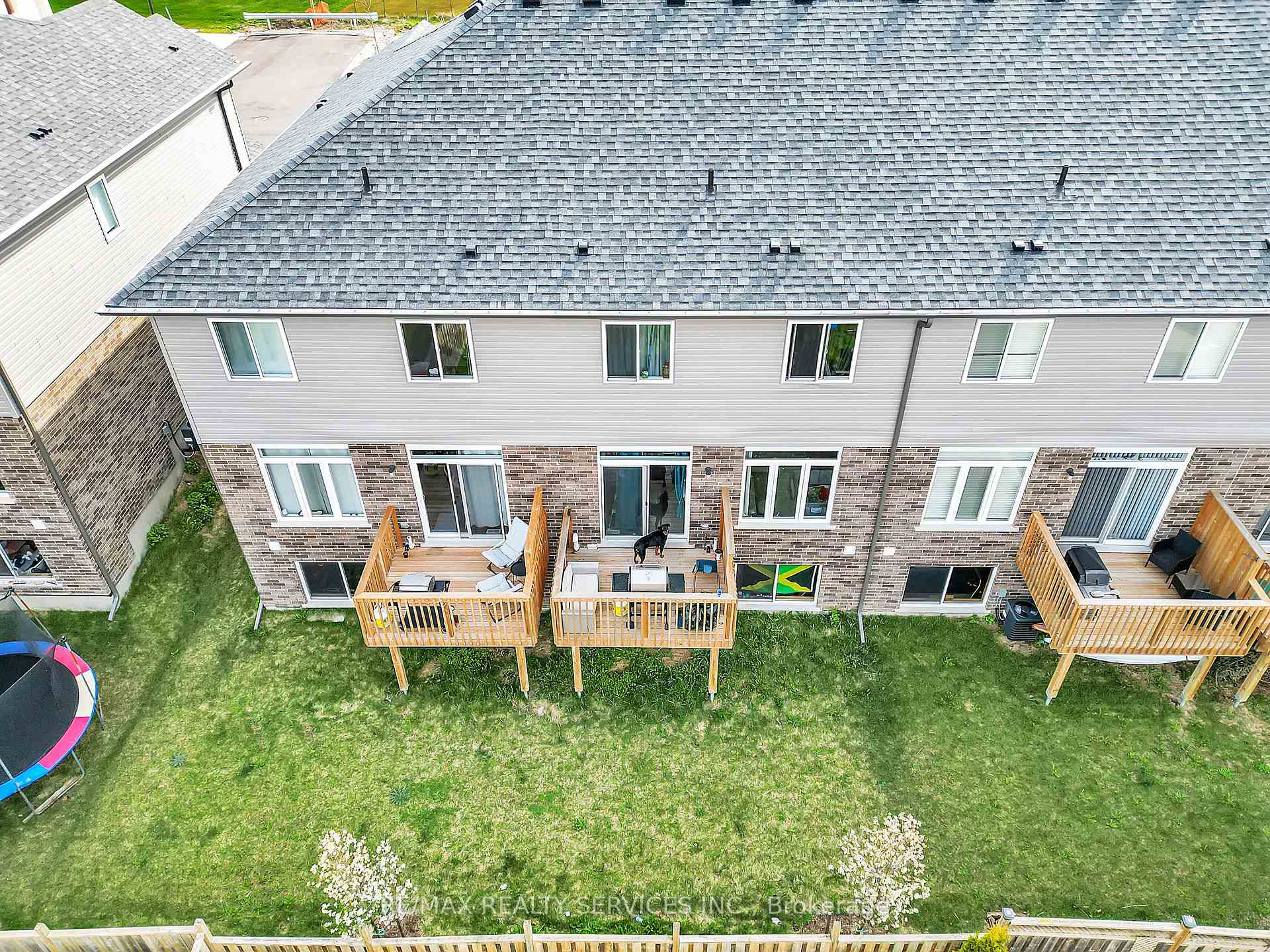 Photo 30 of 877 Edinburgh Drive, Woodstock, Woodstock - North — HOMEH