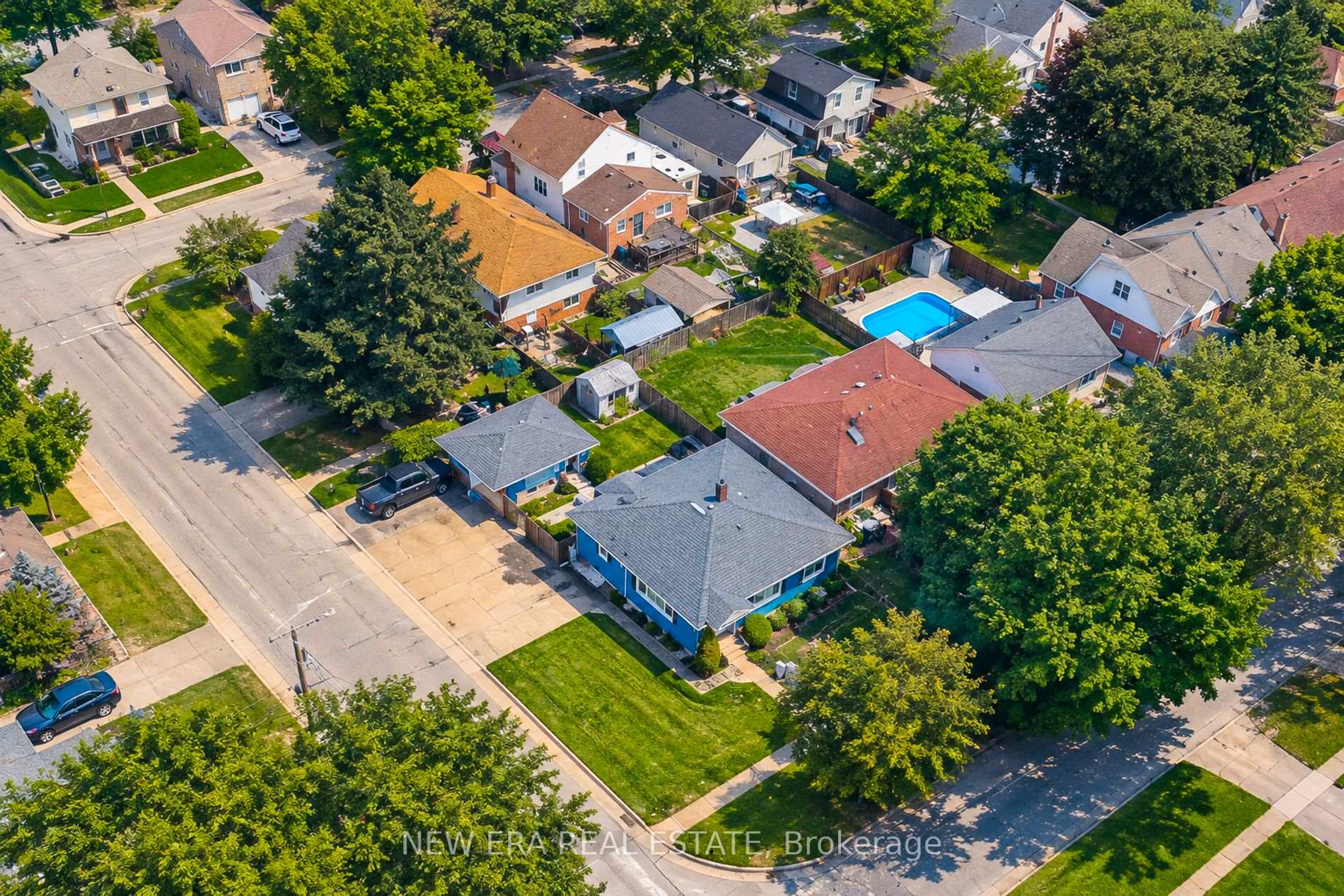 Photo 6 of 19 Thorndale Avenue, St. Catharines, Haig — HOMEH