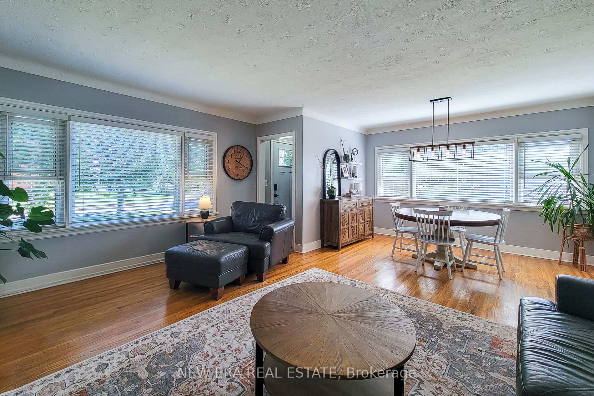 Photo 16 of 19 Thorndale Avenue, St. Catharines, Haig — HOMEH