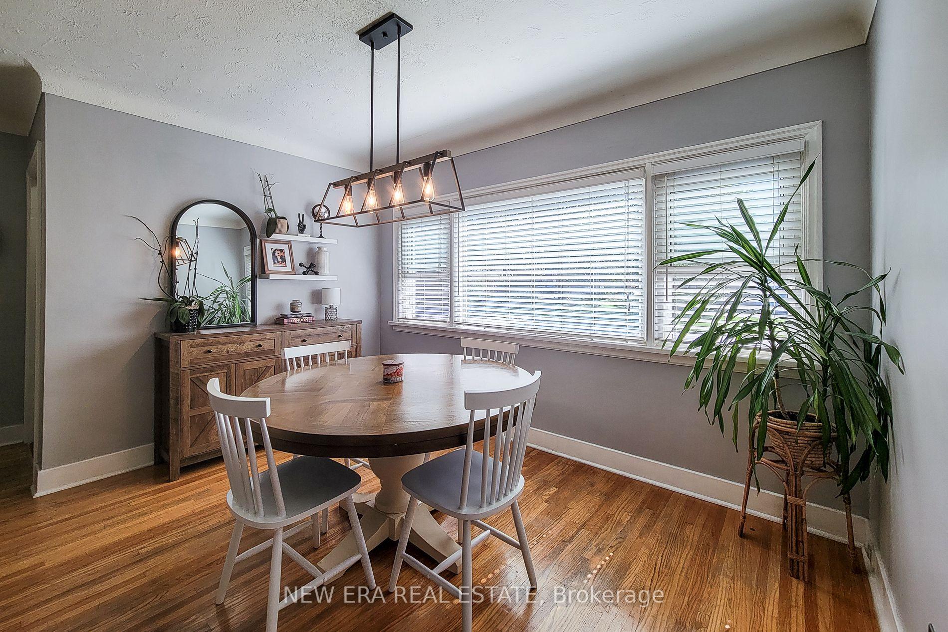 Photo 21 of 19 Thorndale Avenue, St. Catharines, Haig — HOMEH