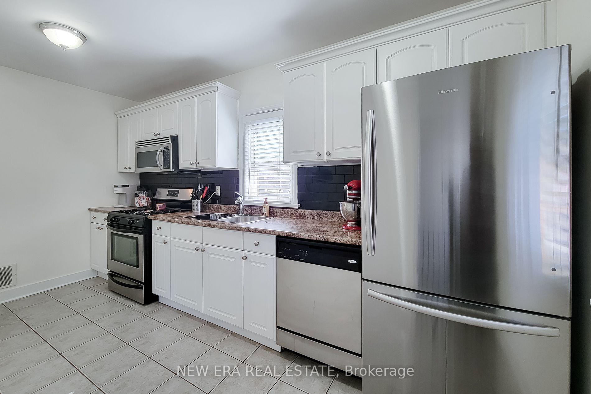 Photo 23 of 19 Thorndale Avenue, St. Catharines, Haig — HOMEH