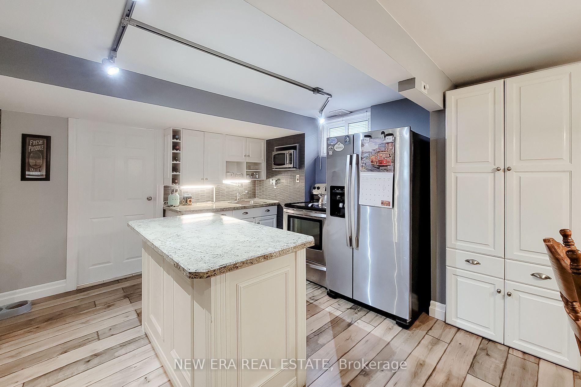 Photo 37 of 19 Thorndale Avenue, St. Catharines, Haig — HOMEH