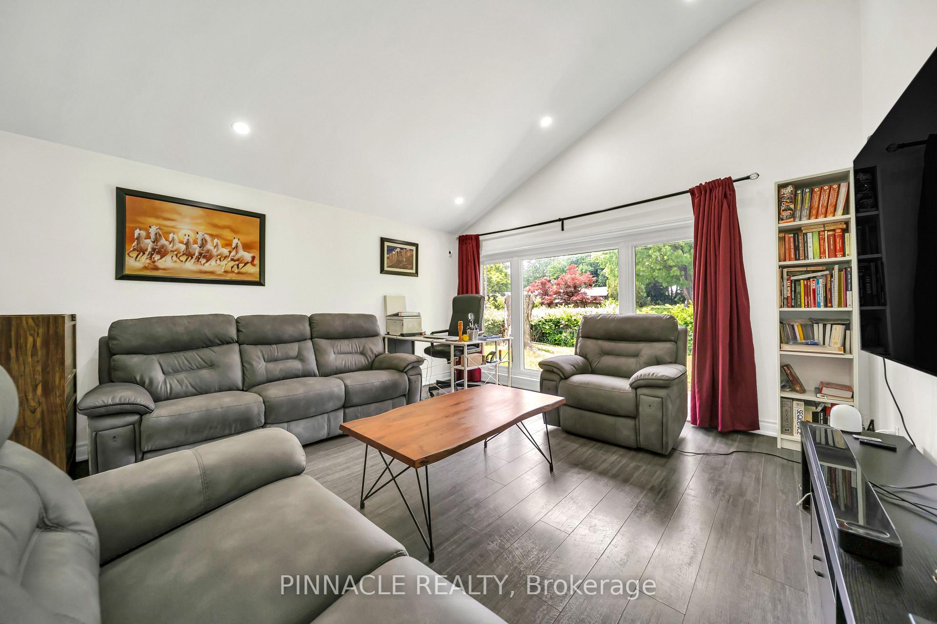 Photo 9 of 2 Ladysbridge Drive, Scarborough, Morningside — HOMEH