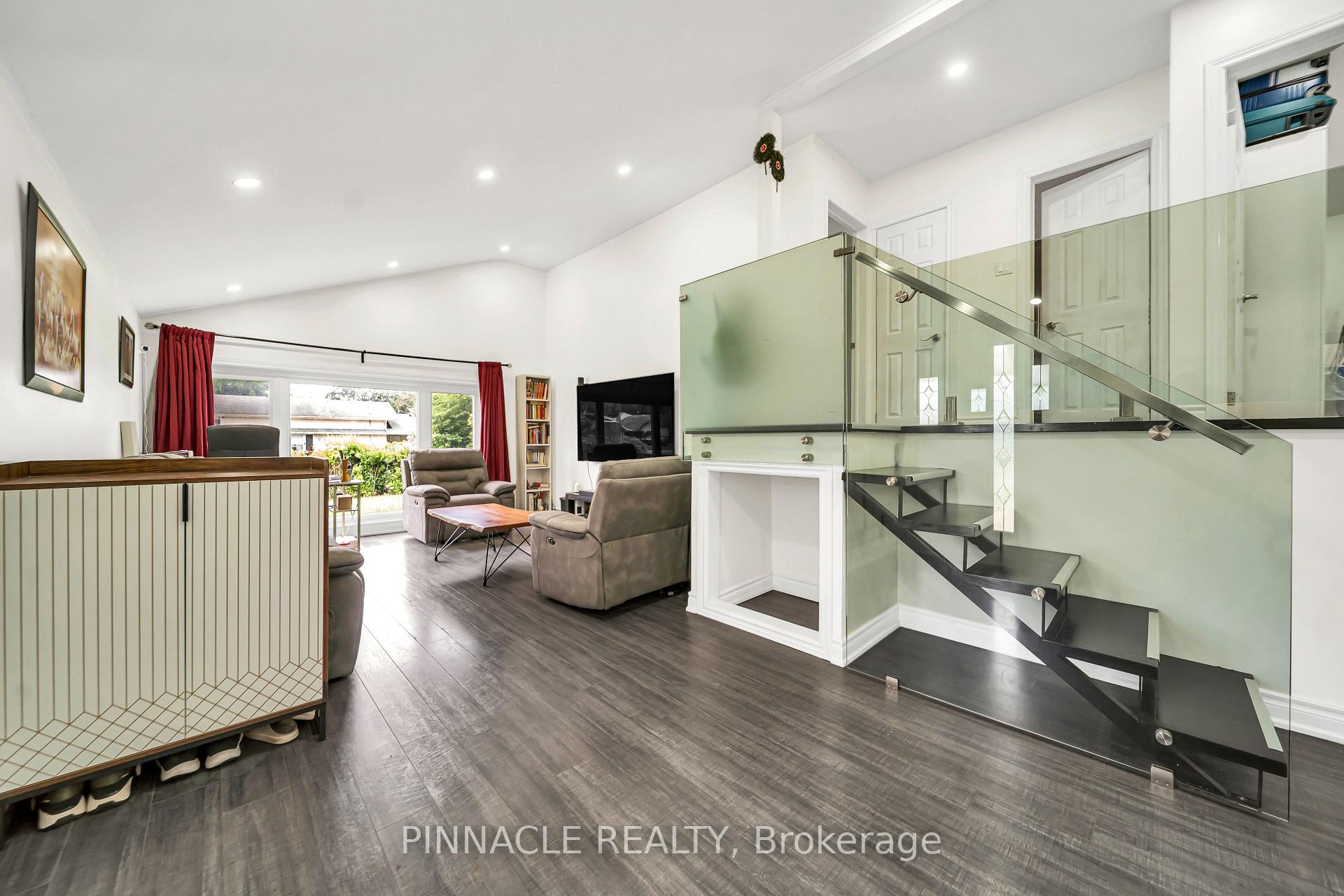 Photo 11 of 2 Ladysbridge Drive, Scarborough, Morningside — HOMEH