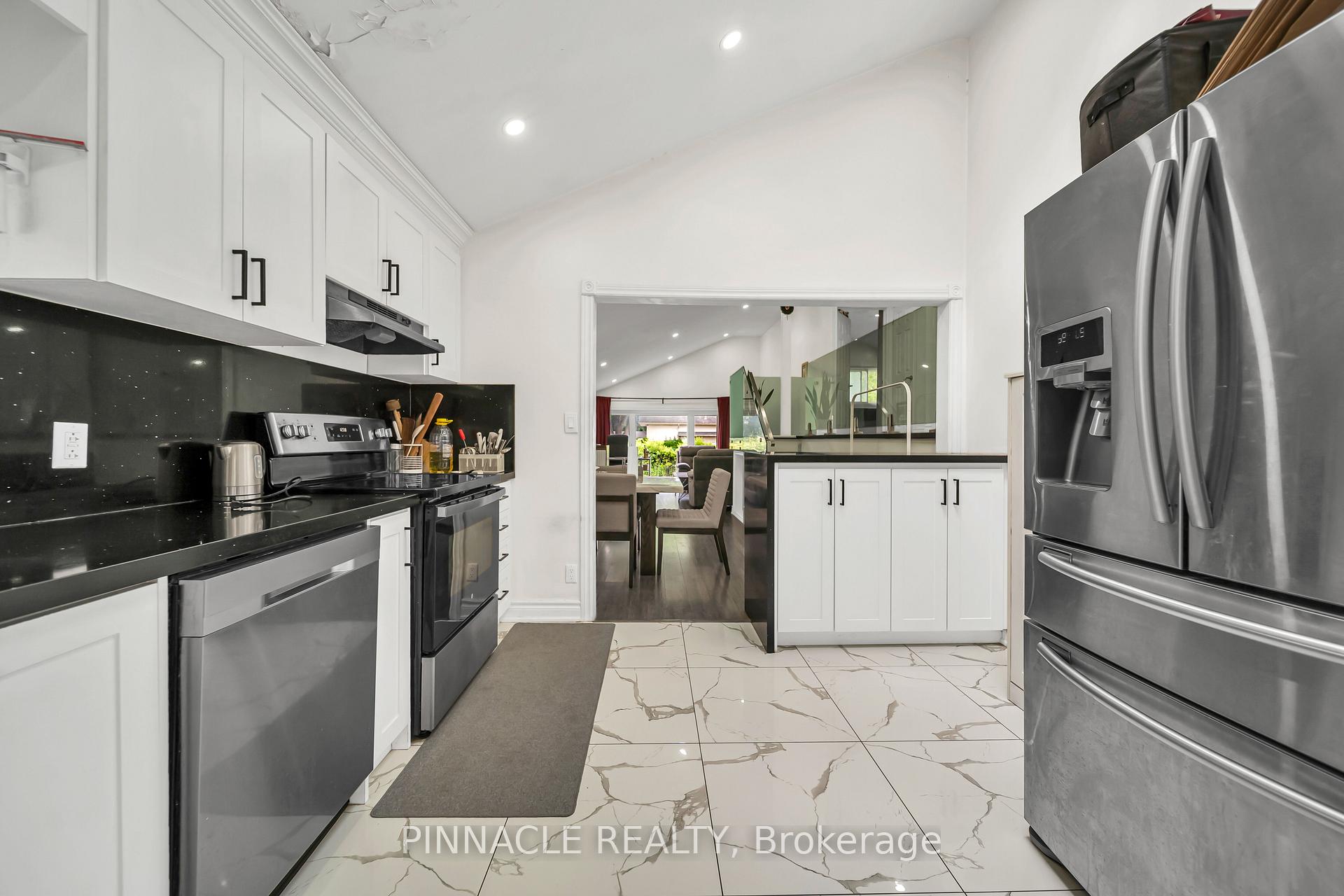 Photo 18 of 2 Ladysbridge Drive, Scarborough, Morningside — HOMEH