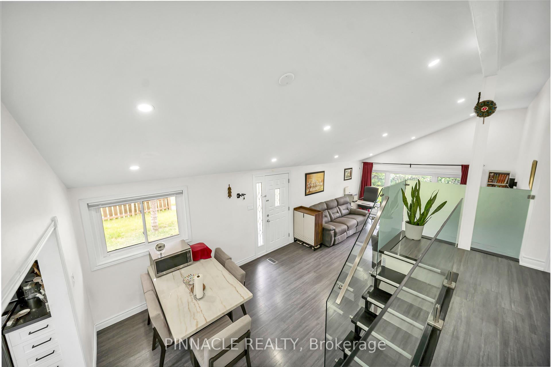 Photo 21 of 2 Ladysbridge Drive, Scarborough, Morningside — HOMEH