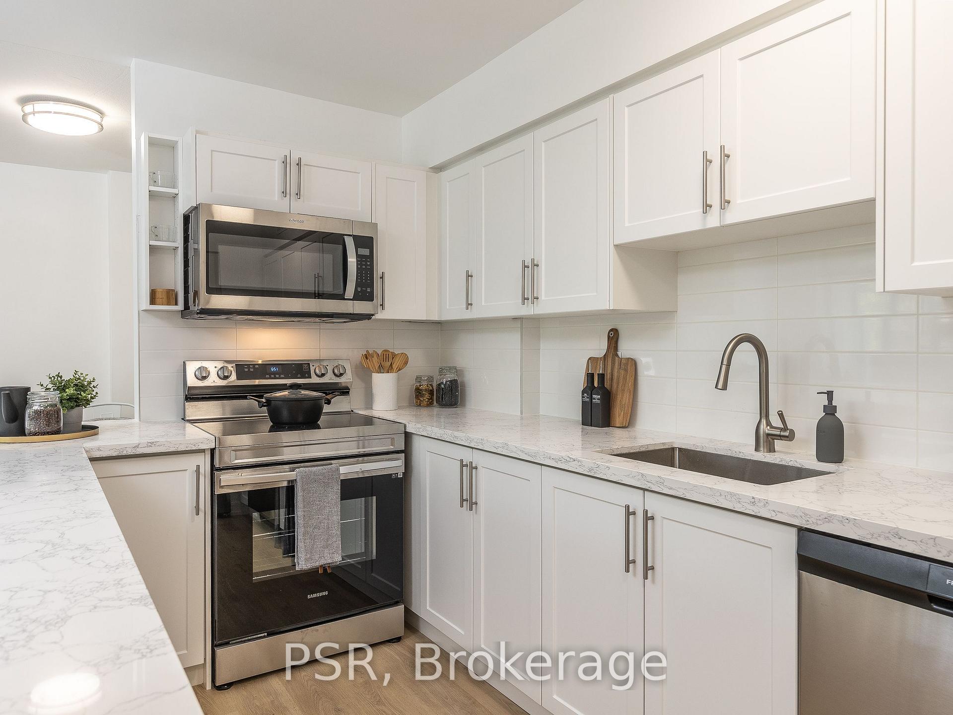 Photo 11 of Unit 1006, 240 Markland Drive, Etobicoke, Markland Wood — HOMEH