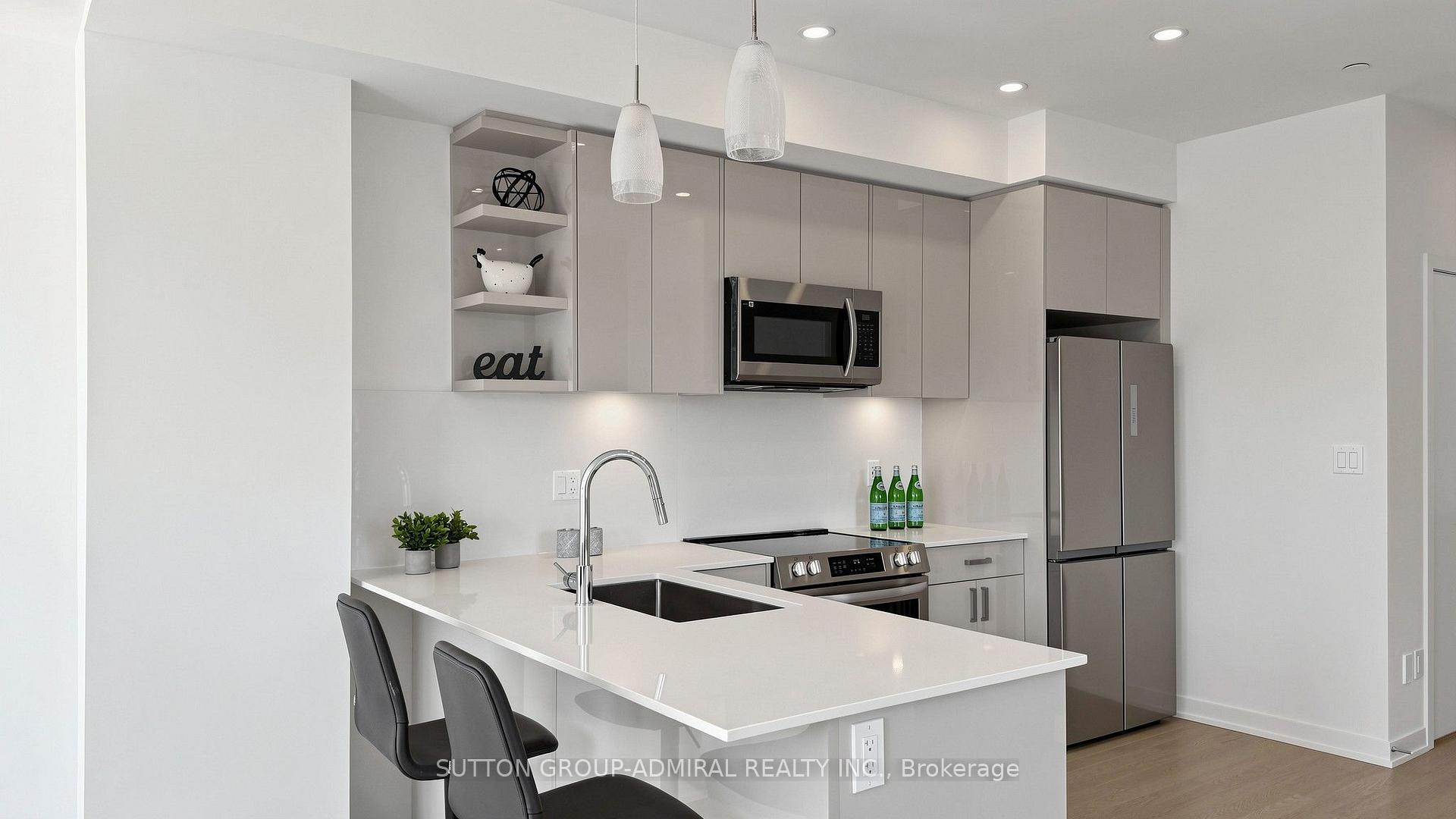Photo 11 of Unit 1, 70 Green Gardens Boulevard, Toronto, Englemount-Lawrence — HOMEH