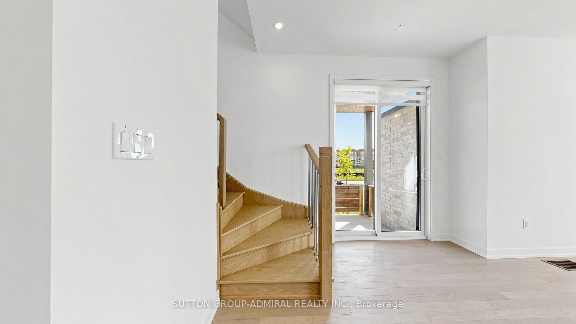 Photo 16 of Unit 1, 70 Green Gardens Boulevard, Toronto, Englemount-Lawrence — HOMEH