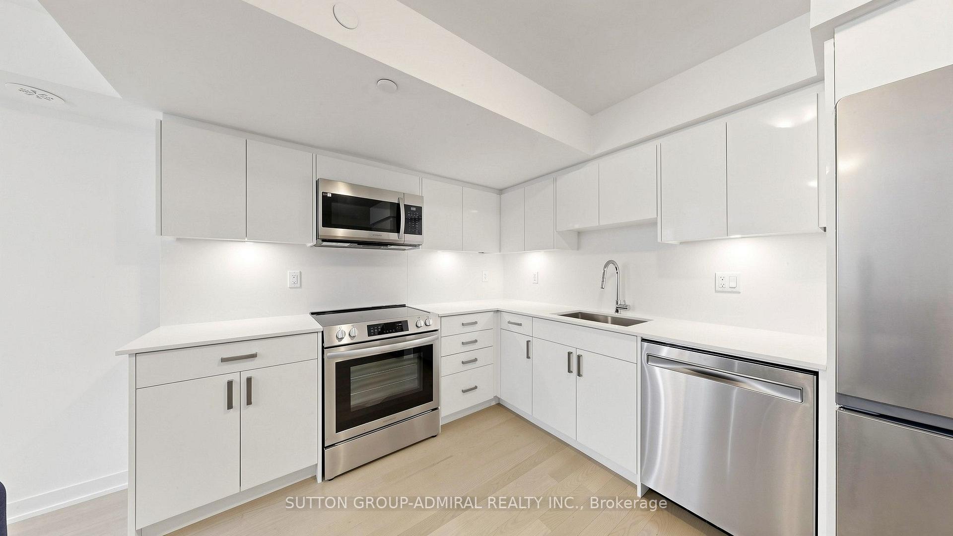 Photo 33 of Unit 1, 70 Green Gardens Boulevard, Toronto, Englemount-Lawrence — HOMEH