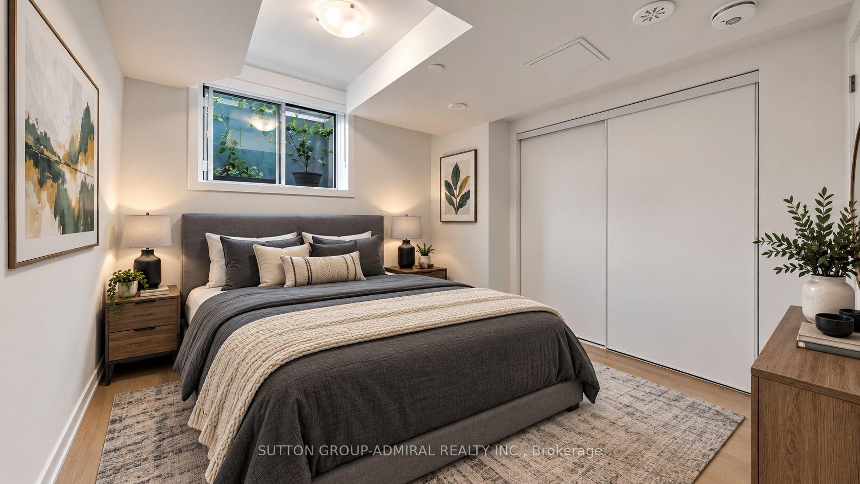 Photo 37 of Unit 1, 70 Green Gardens Boulevard, Toronto, Englemount-Lawrence — HOMEH