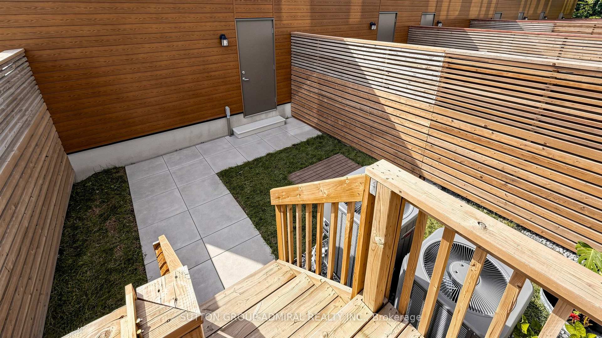 Photo 38 of Unit 1, 70 Green Gardens Boulevard, Toronto, Englemount-Lawrence — HOMEH