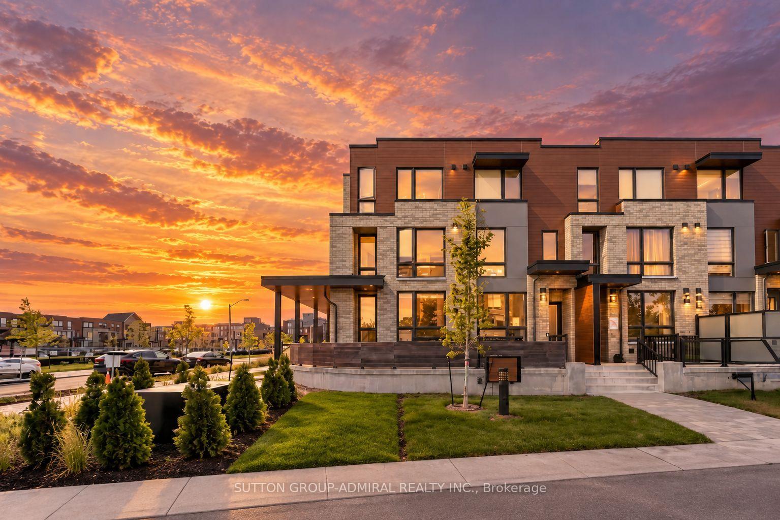 Photo 43 of Unit 1, 70 Green Gardens Boulevard, Toronto, Englemount-Lawrence — HOMEH