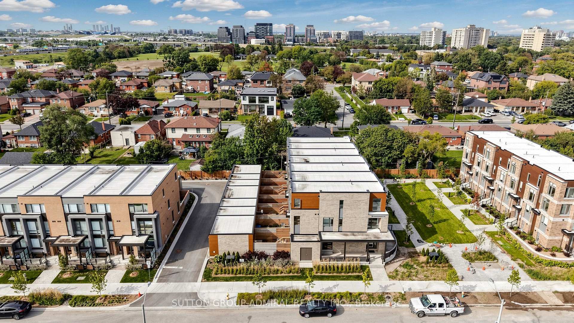 Photo 44 of Unit 1, 70 Green Gardens Boulevard, Toronto, Englemount-Lawrence — HOMEH
