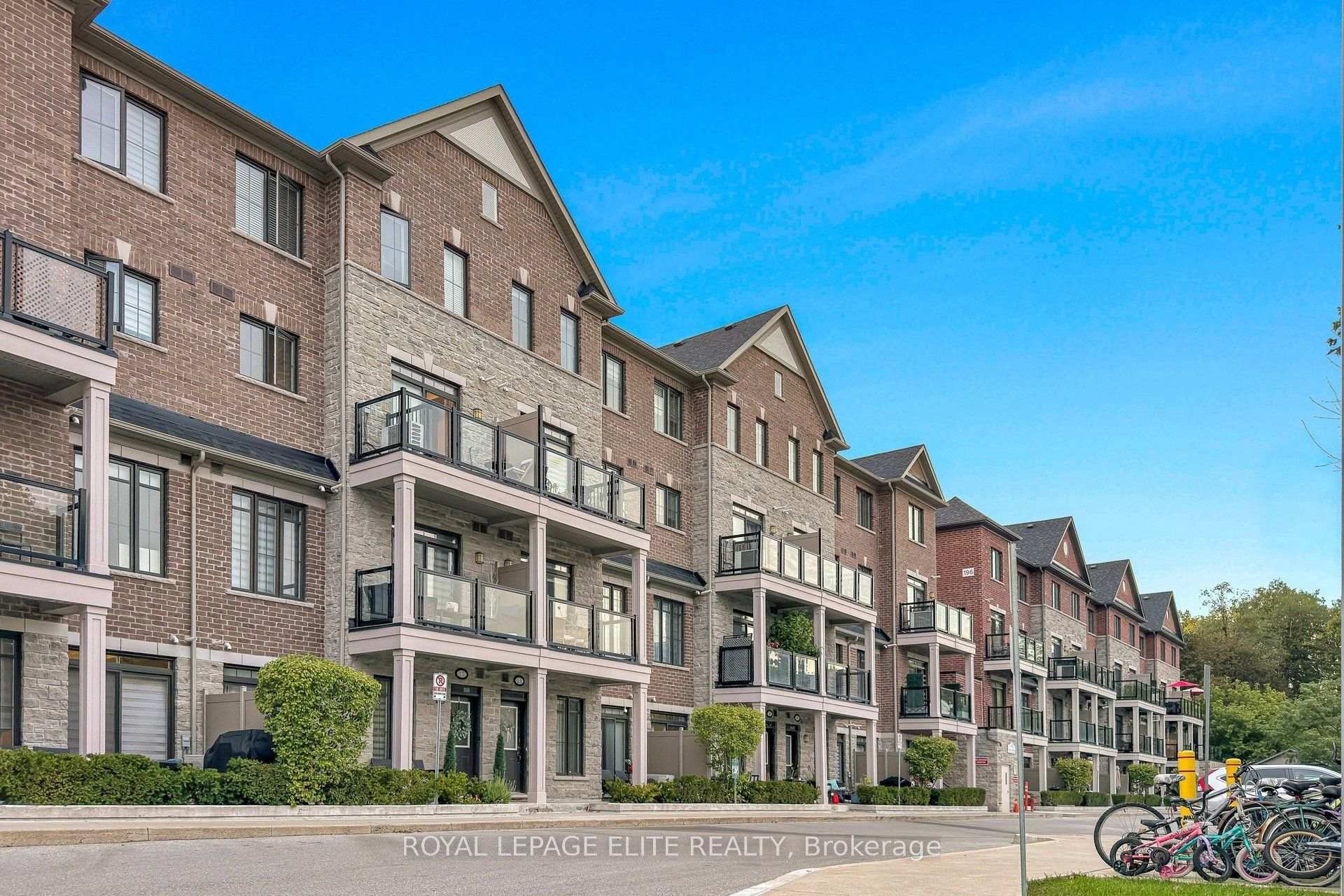 Photo 1 of Unit 06, 198 Pine Grove Road, Vaughan, Islington Woods — HOMEH