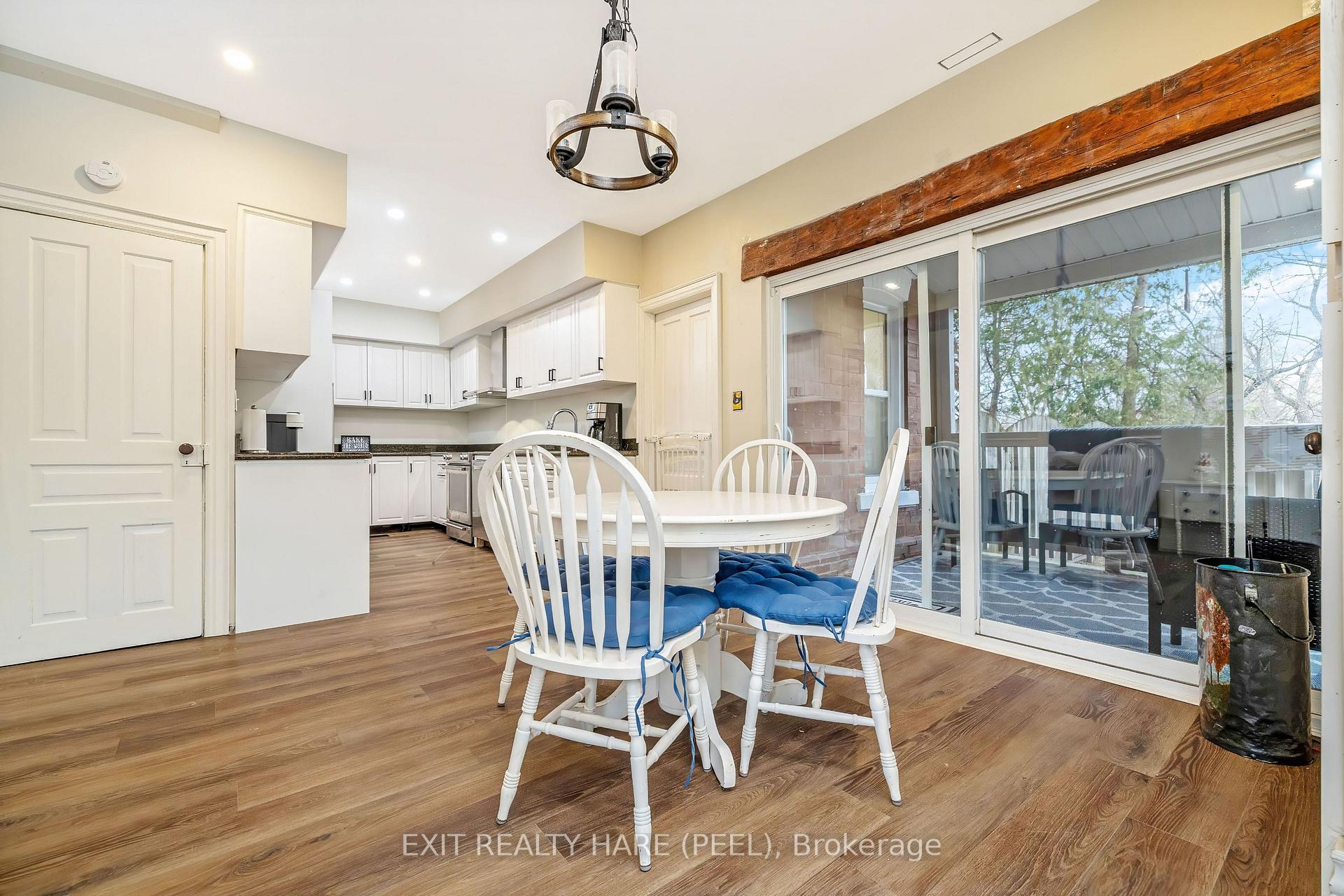 Photo 5 of 31 Brock Street, Halton Hills, Acton — HOMEH