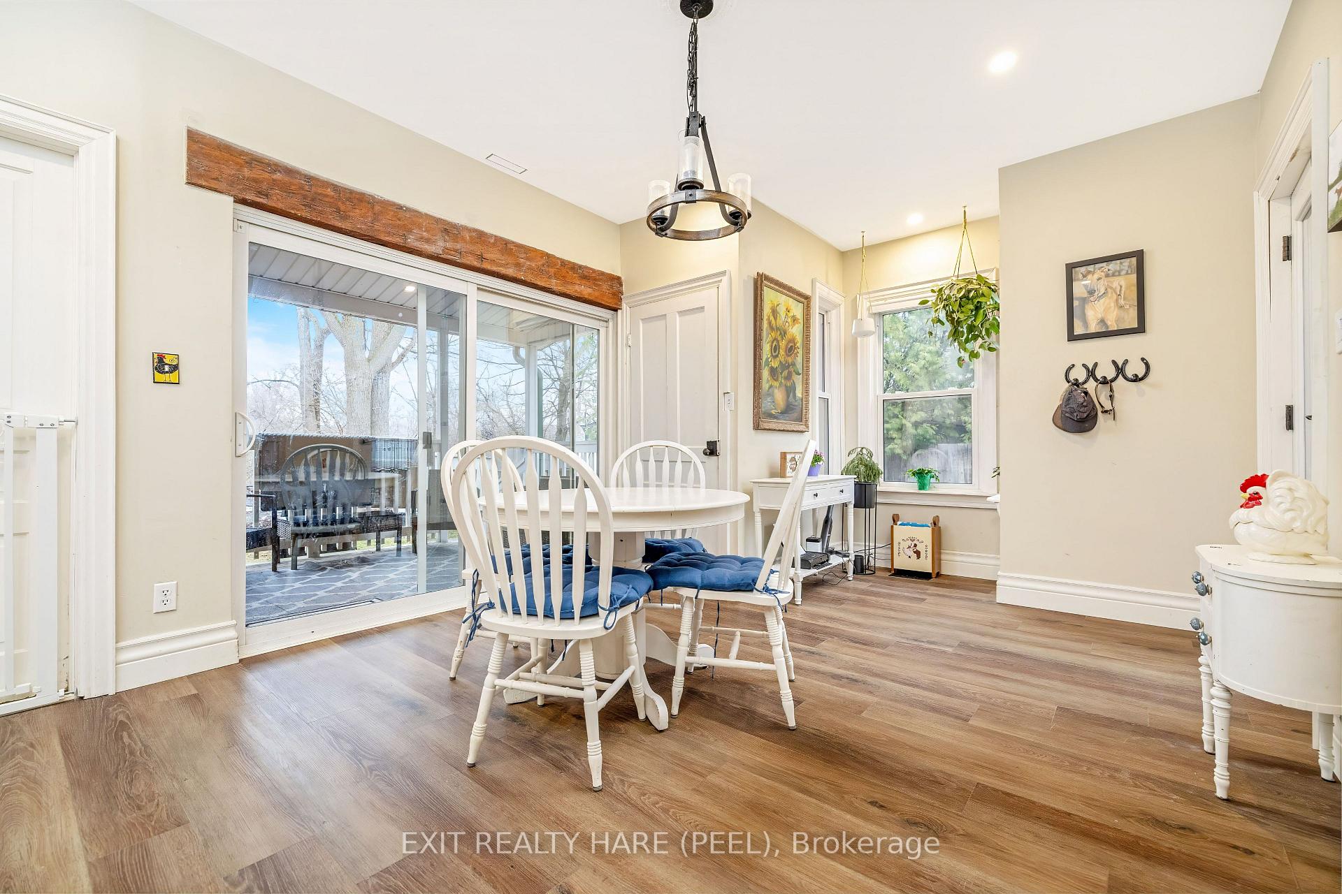 Photo 6 of 31 Brock Street, Halton Hills, Acton — HOMEH
