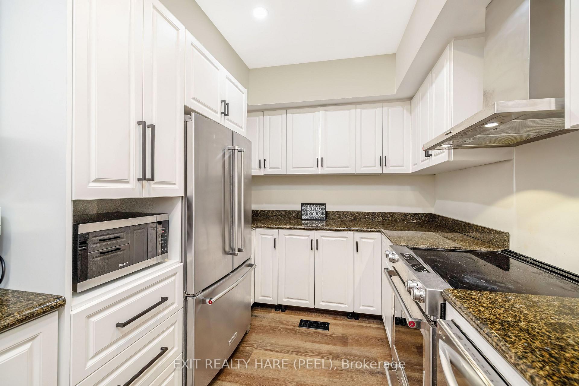 Photo 9 of 31 Brock Street, Halton Hills, Acton — HOMEH
