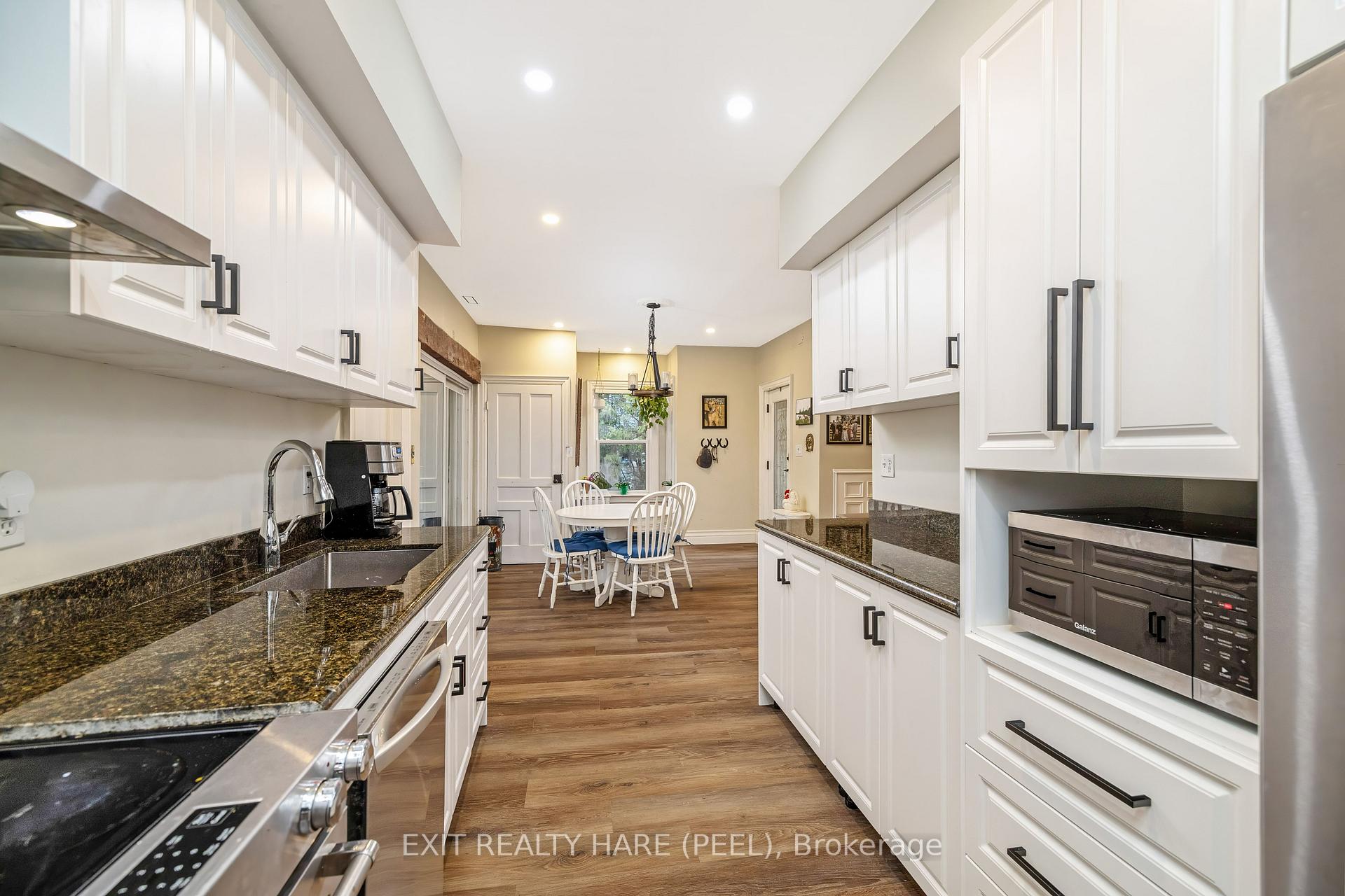 Photo 12 of 31 Brock Street, Halton Hills, Acton — HOMEH