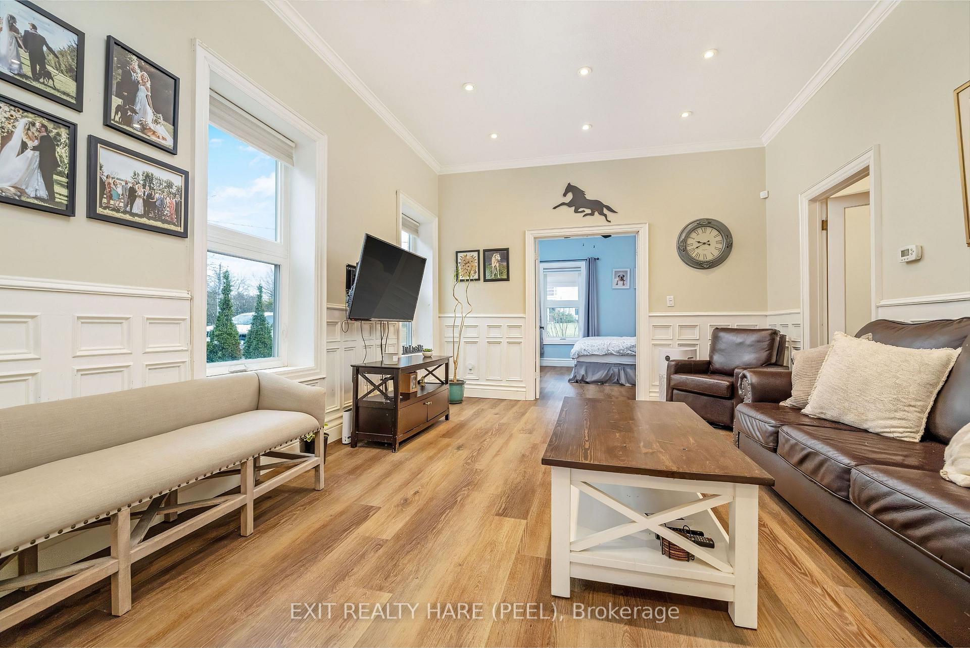 Photo 13 of 31 Brock Street, Halton Hills, Acton — HOMEH