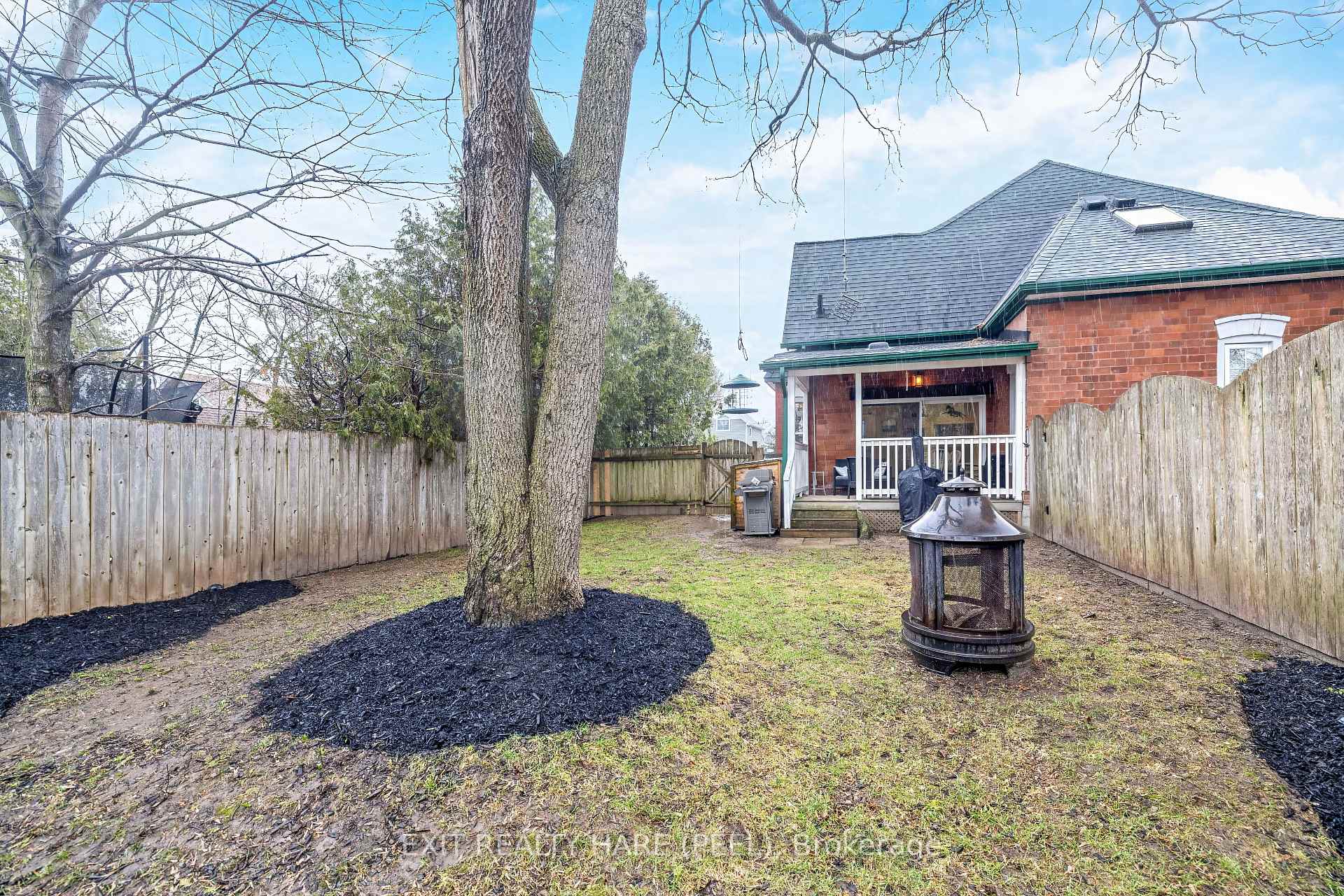 Photo 25 of 31 Brock Street, Halton Hills, Acton — HOMEH